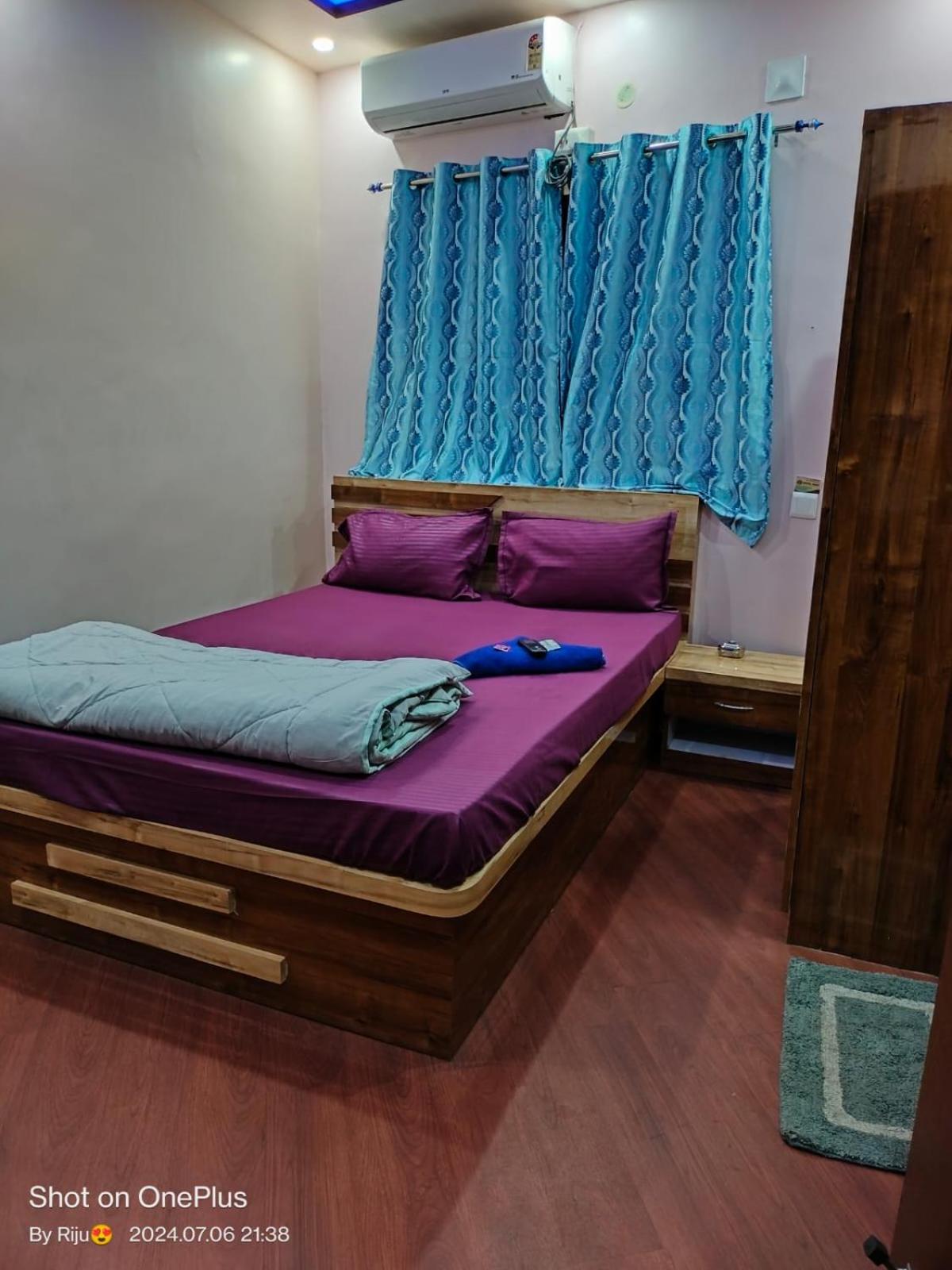 Hotel Deep