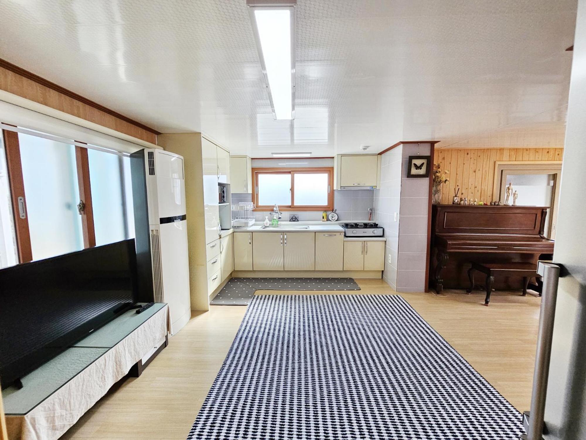 Jemibareut Pension