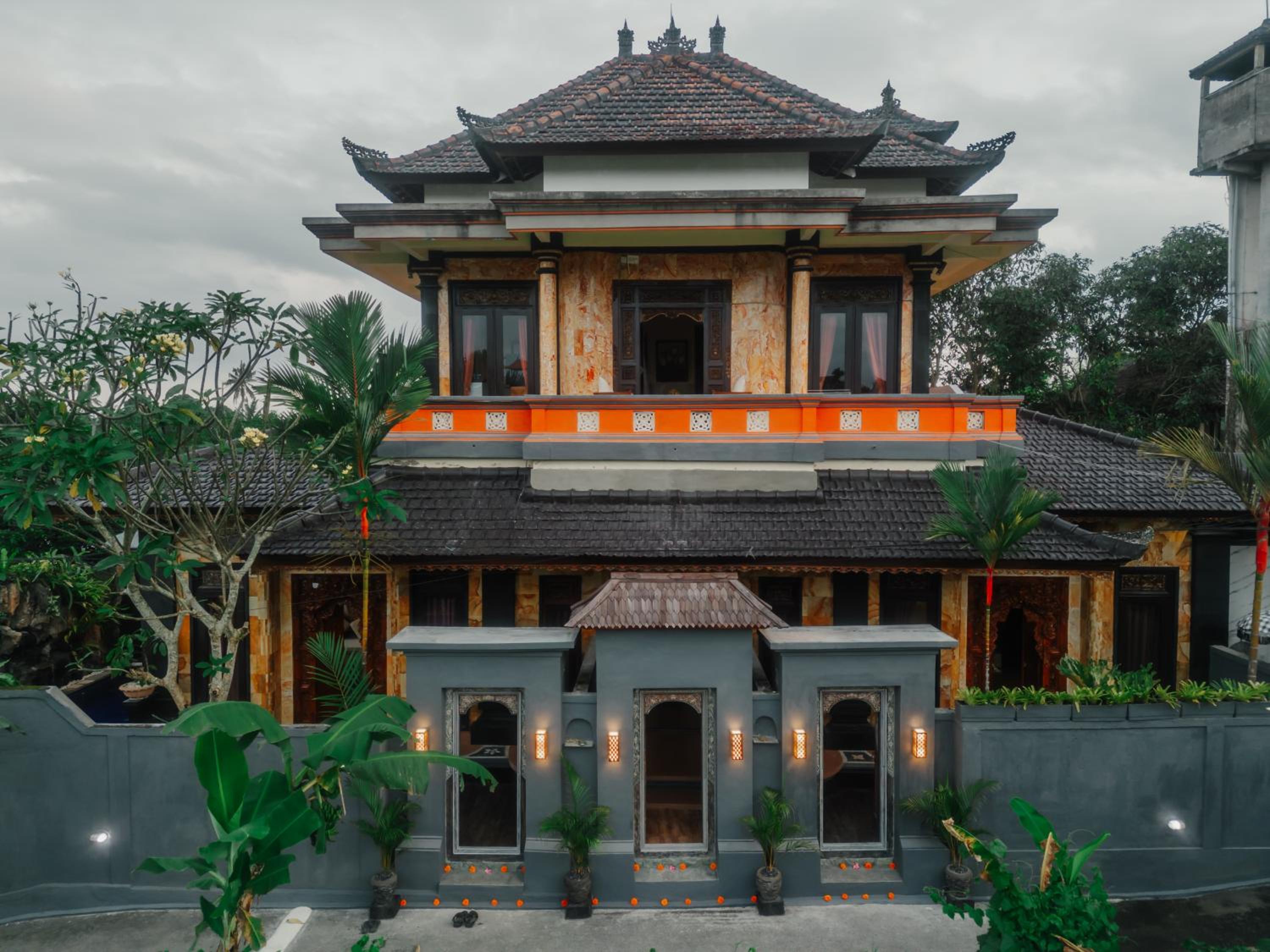 Grand Ashanti Villa