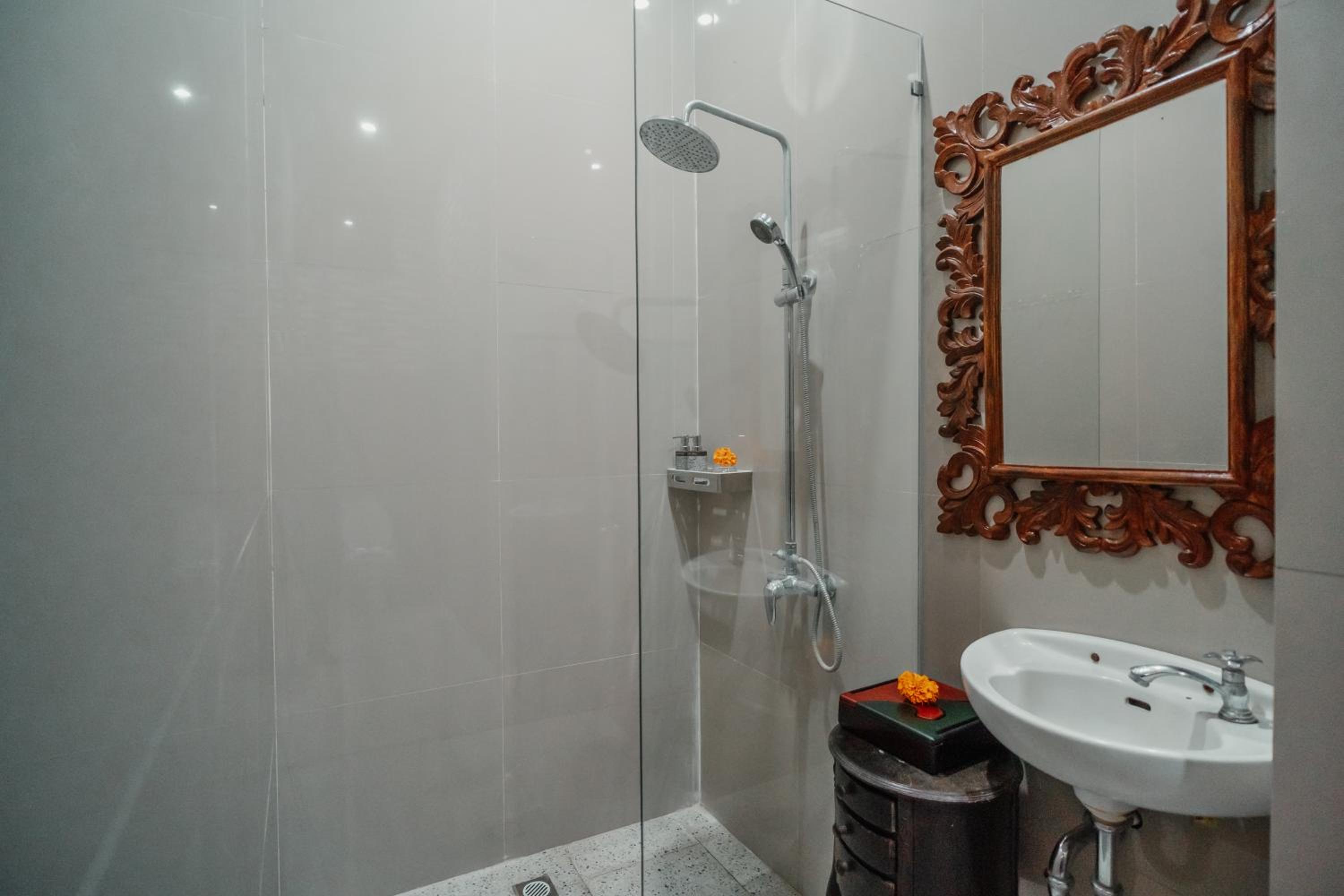 Grand Ashanti Villa