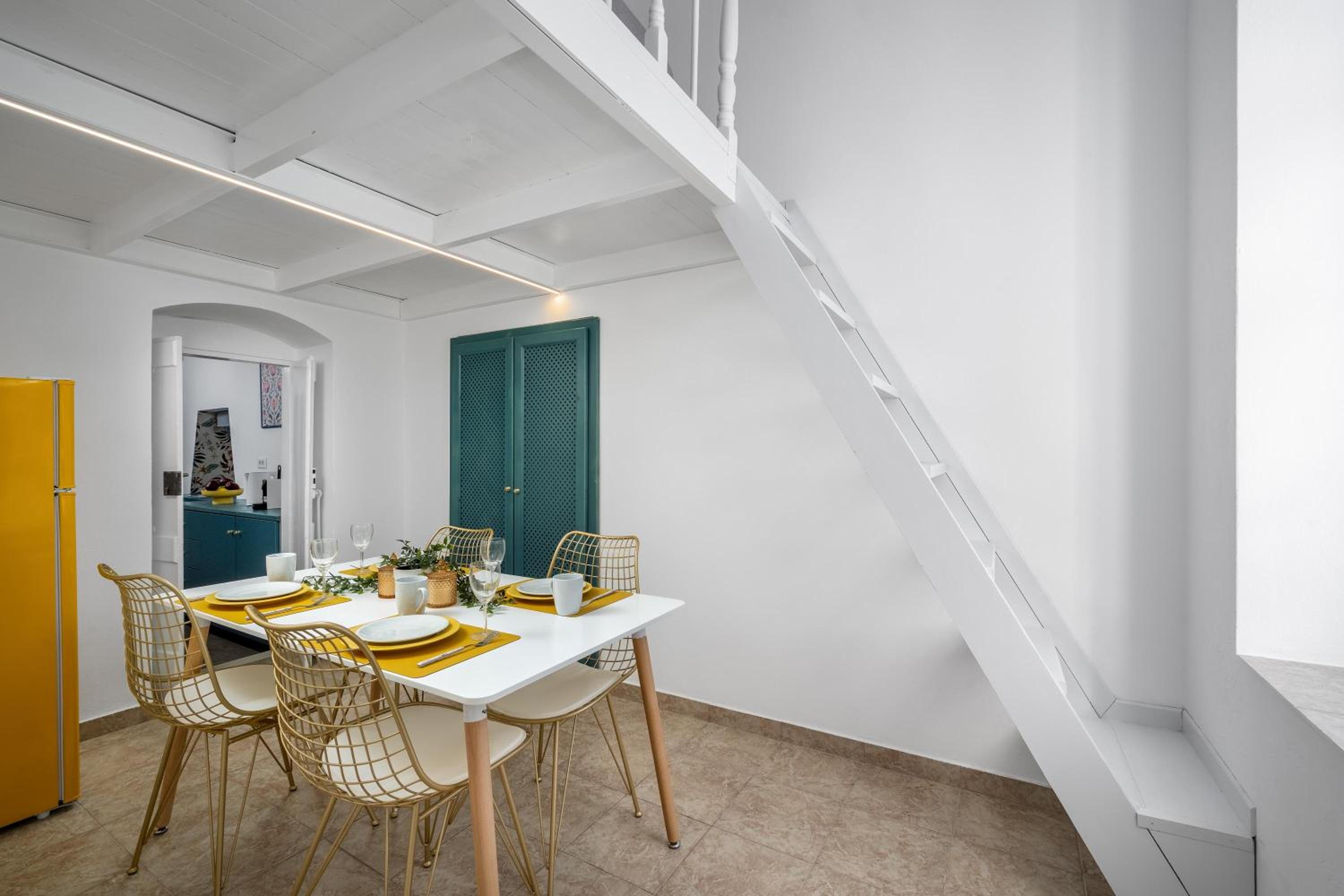 Annikas Port View-1st Floor view 4