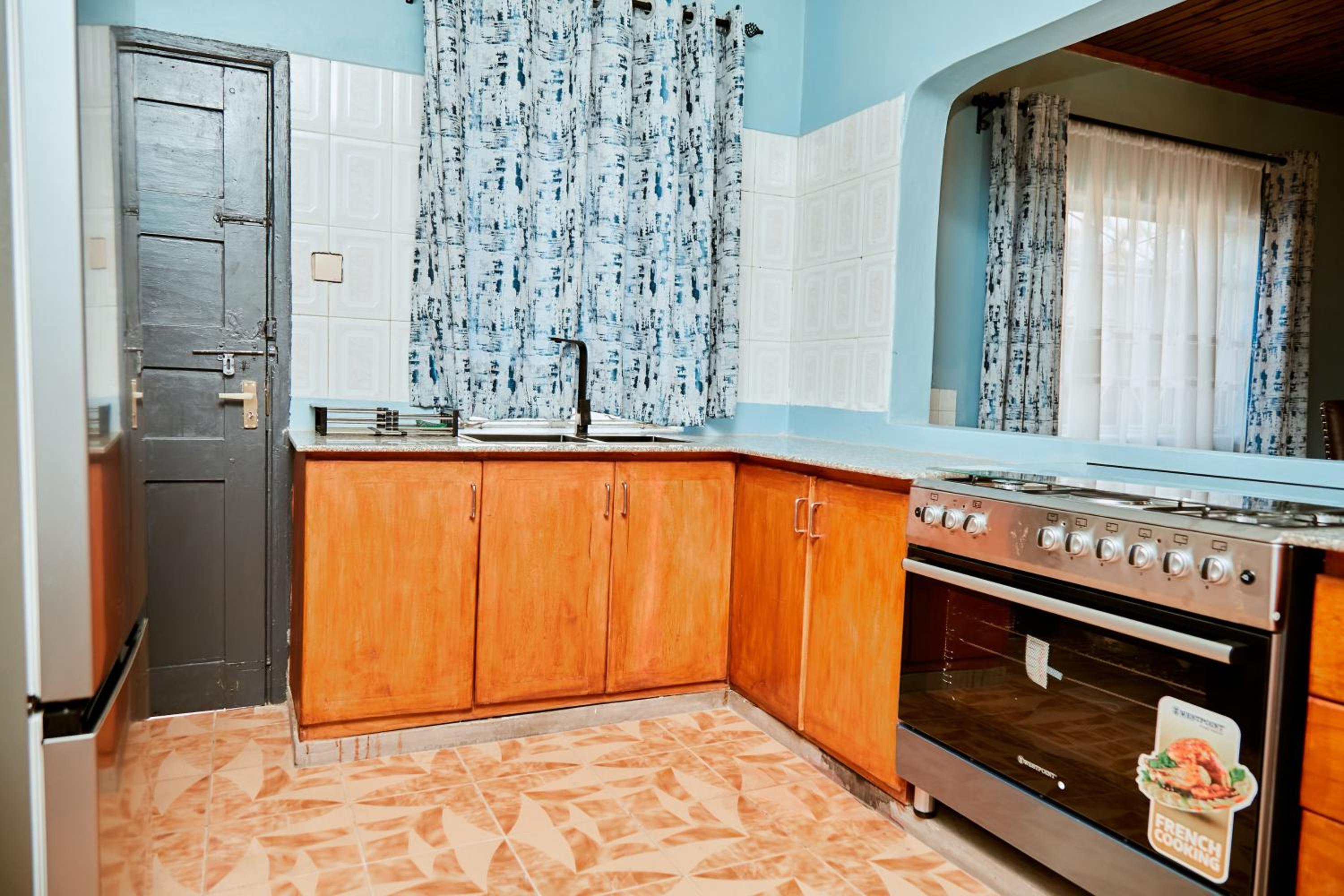 Oisso Apartments Themi Hill view 5