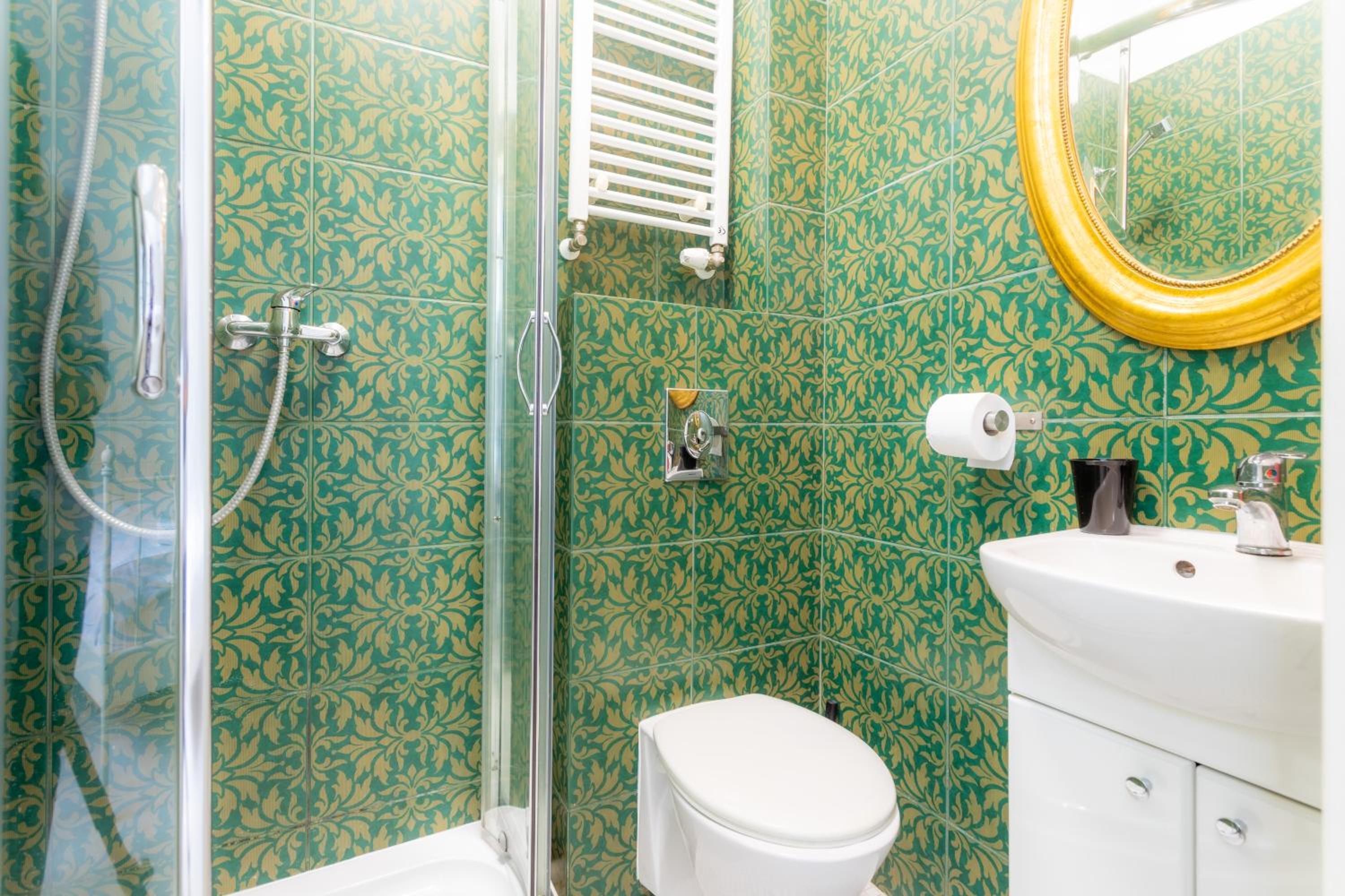 Easy Stay Victus Sopot Walk to the Pier by Noclegi Renters