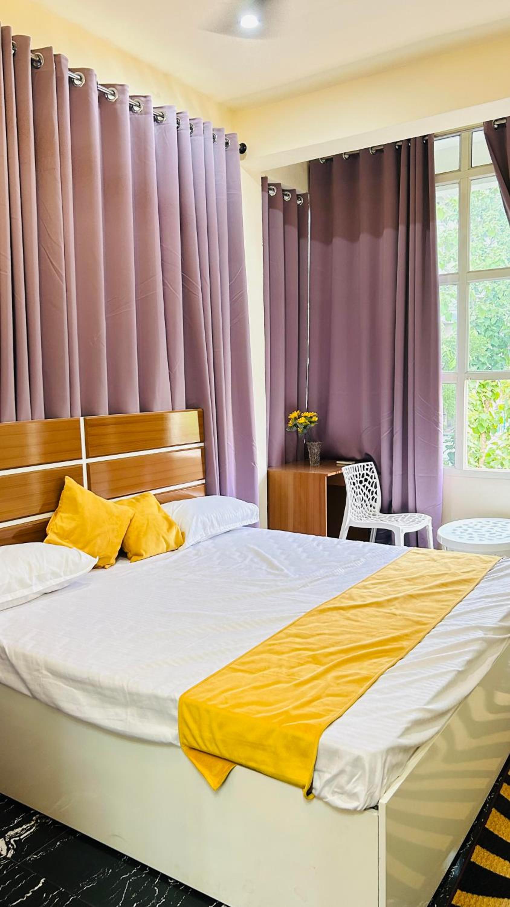 Himaksh Homestay
