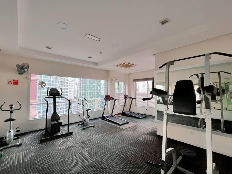 Comfy Studio Casa Mutiara, Near LRT Hang Tuah & Lalaport
