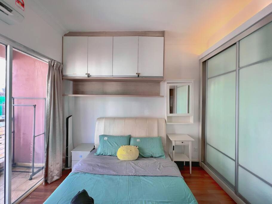Comfy Studio Casa Mutiara, Near LRT Hang Tuah & Lalaport