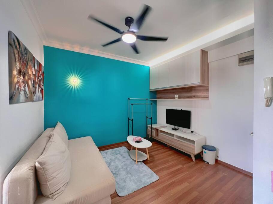 Comfy Studio Casa Mutiara, Near LRT Hang Tuah & Lalaport