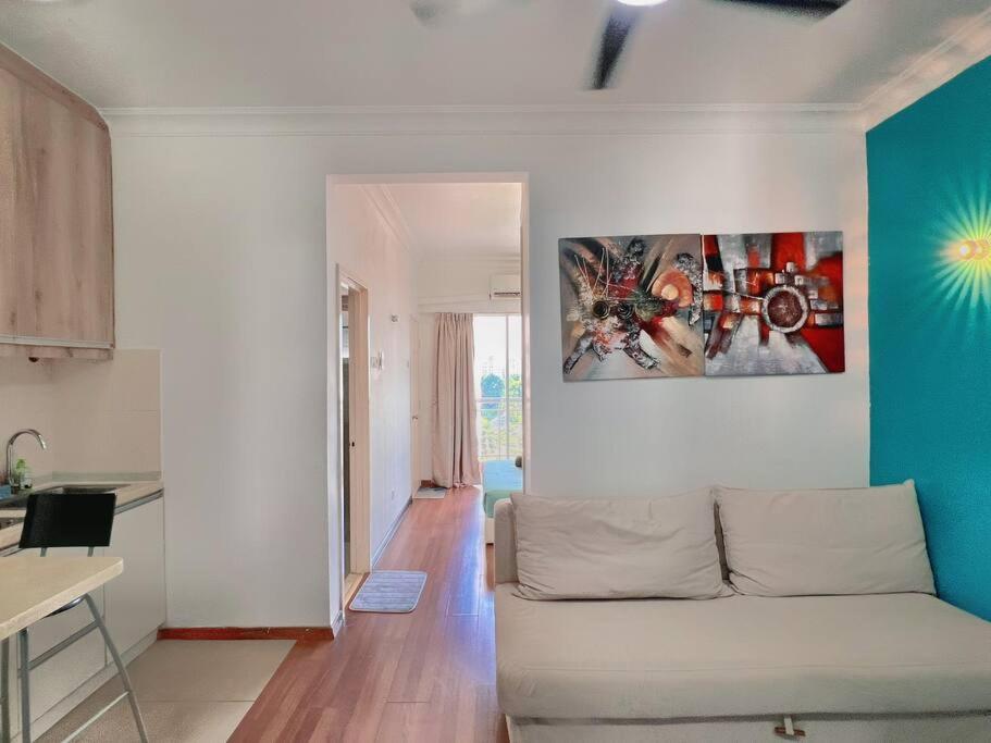 Comfy Studio Casa Mutiara, Near LRT Hang Tuah & Lalaport