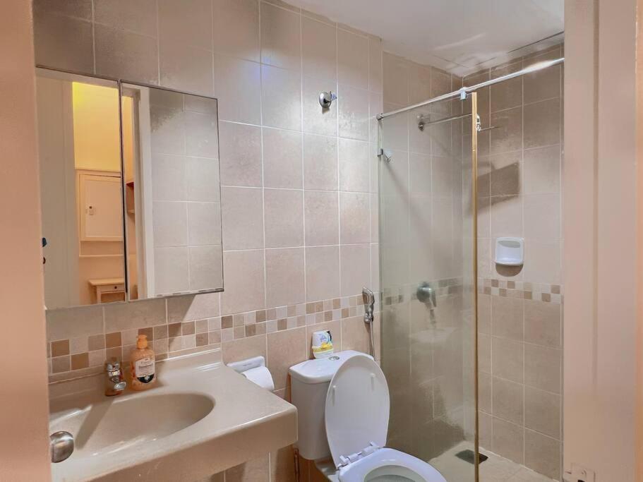 Comfy Studio Casa Mutiara, Near LRT Hang Tuah & Lalaport