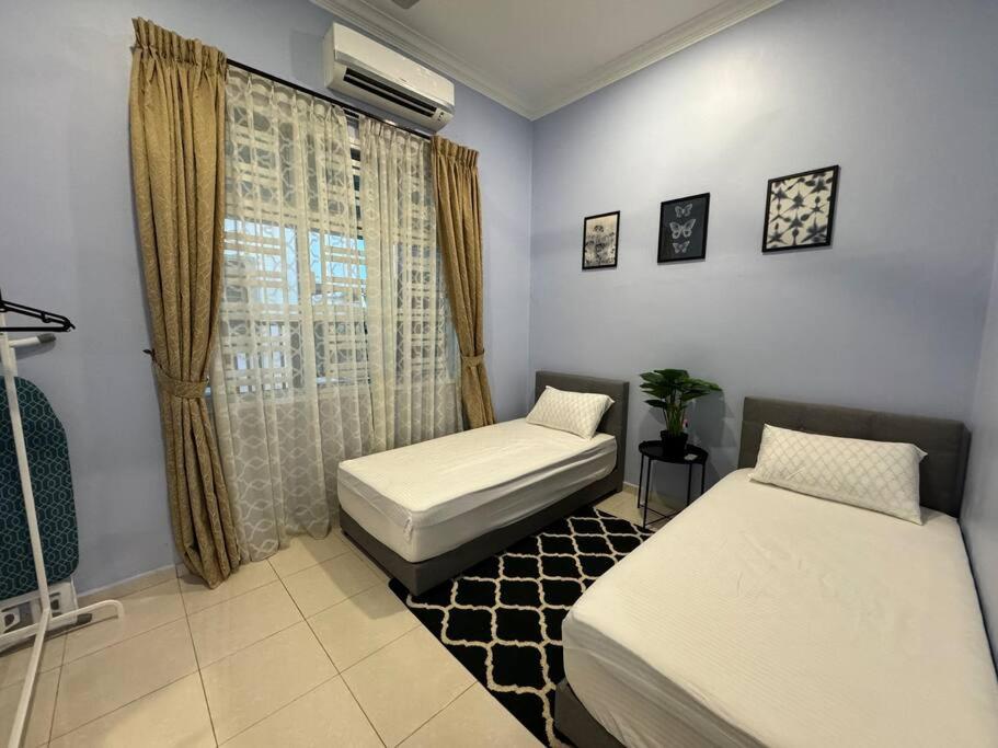 La Familia Villa Muar Town photo 2