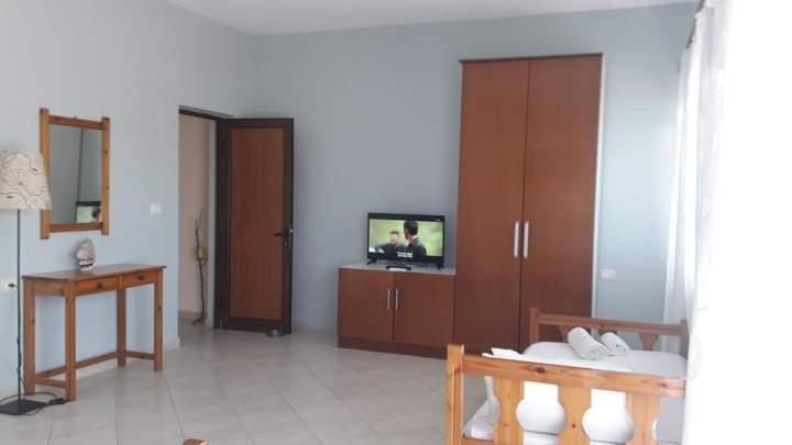 Vila Blu Sarande