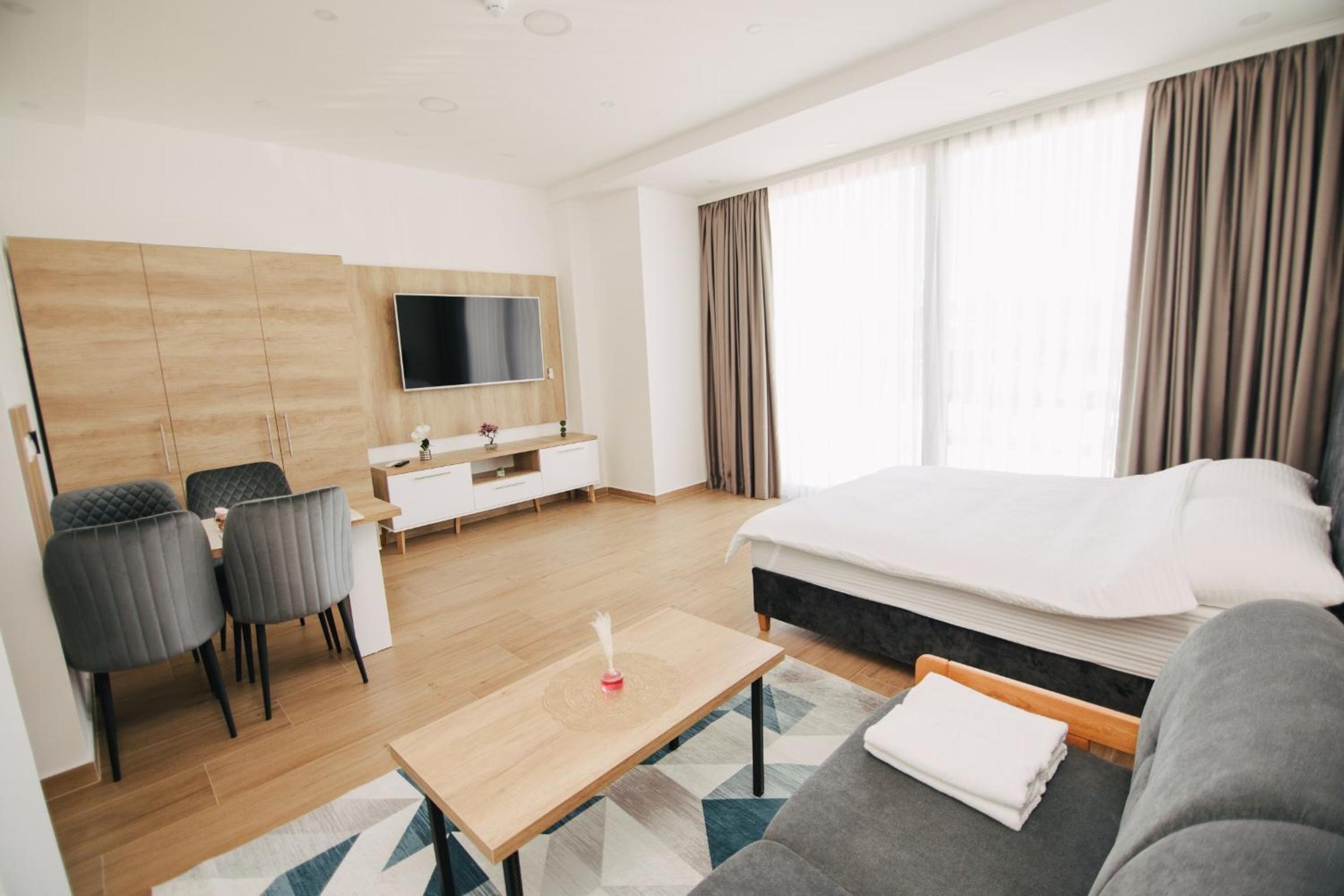 KS Apartments