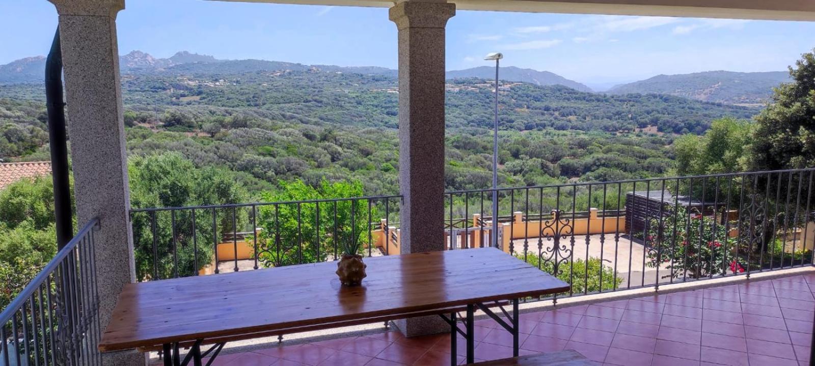 Appartamento in villa Porto Pollo view 2