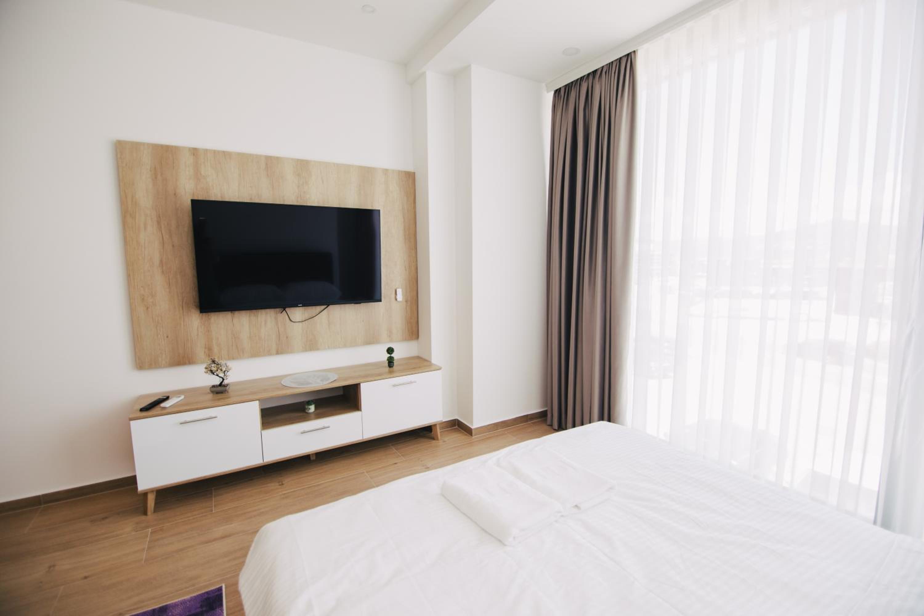 KS Apartments