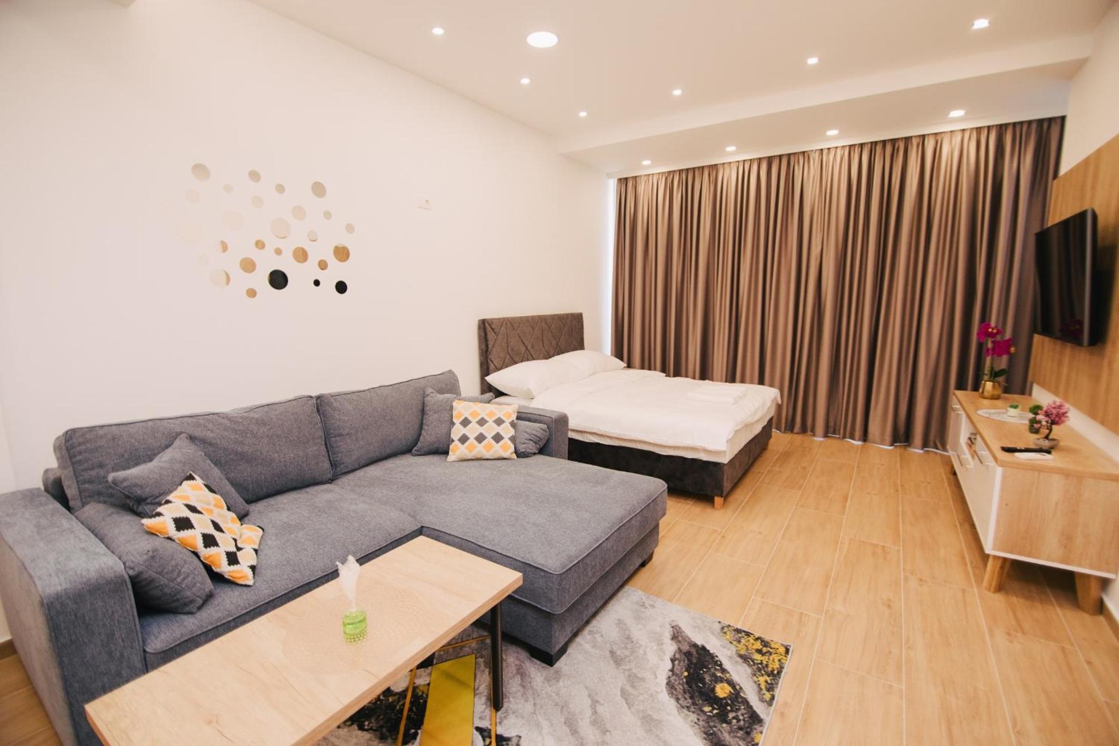 KS Apartments