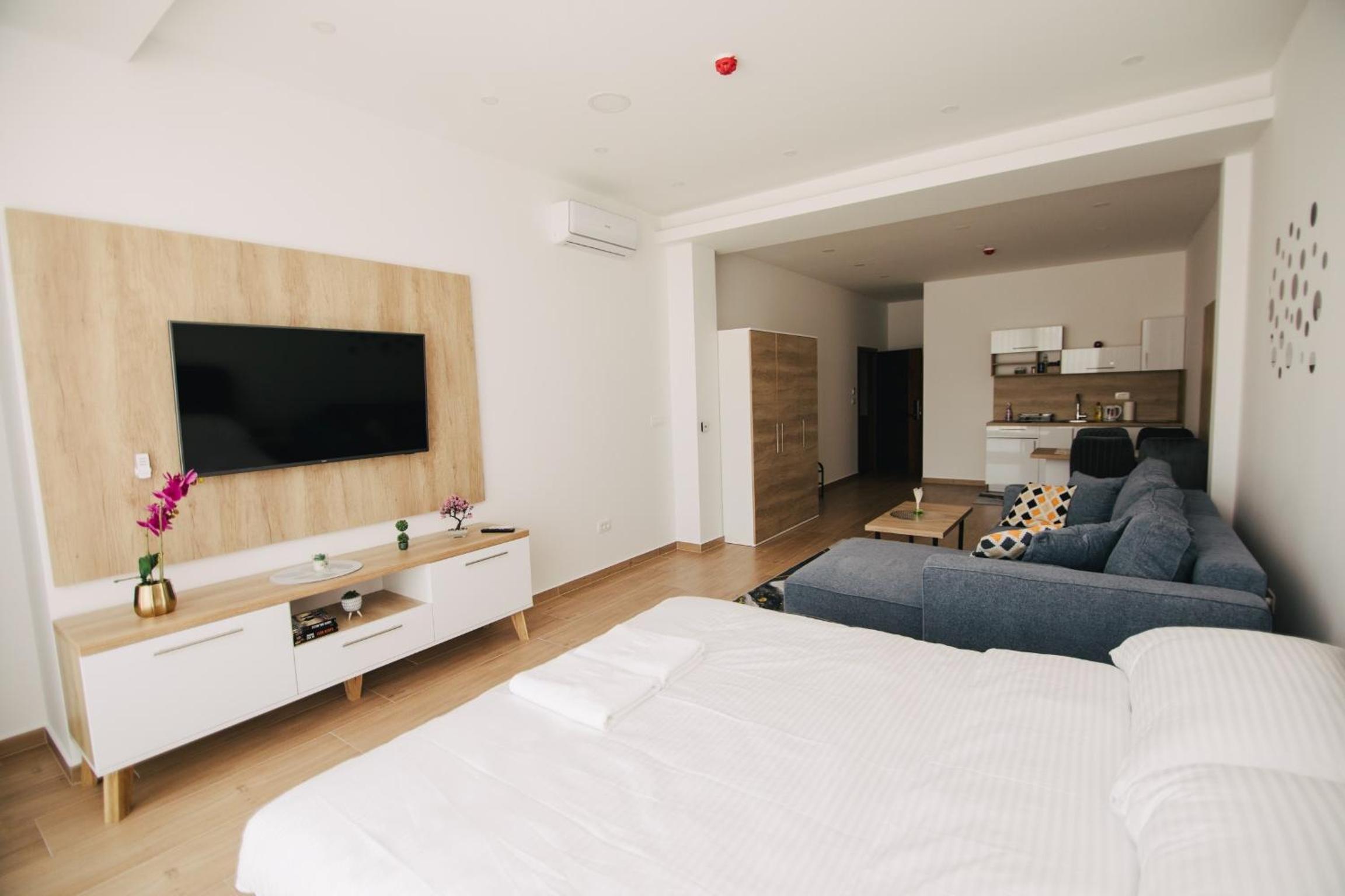 KS Apartments