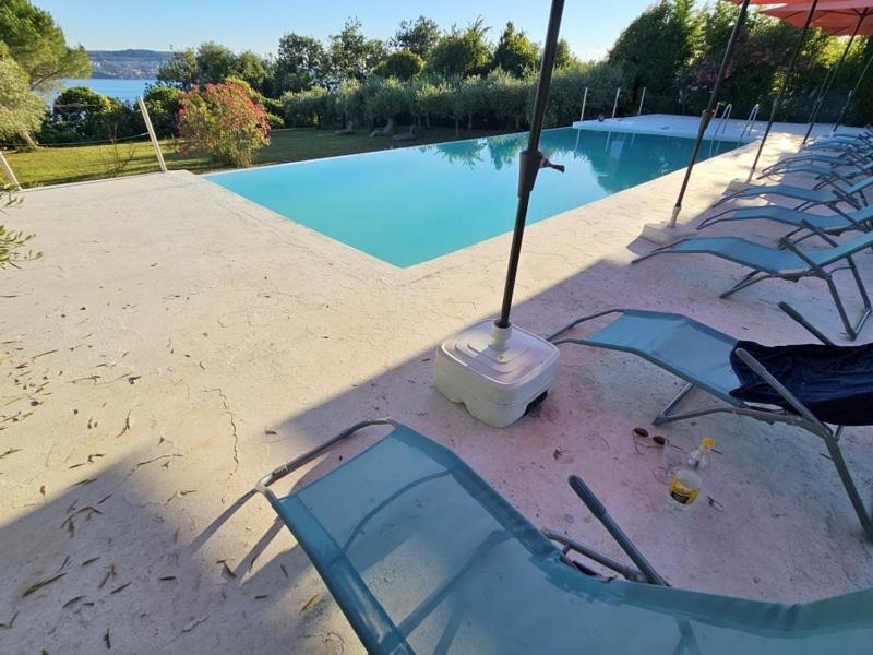 SEAFRONT BUNGALOW with POOL view 5