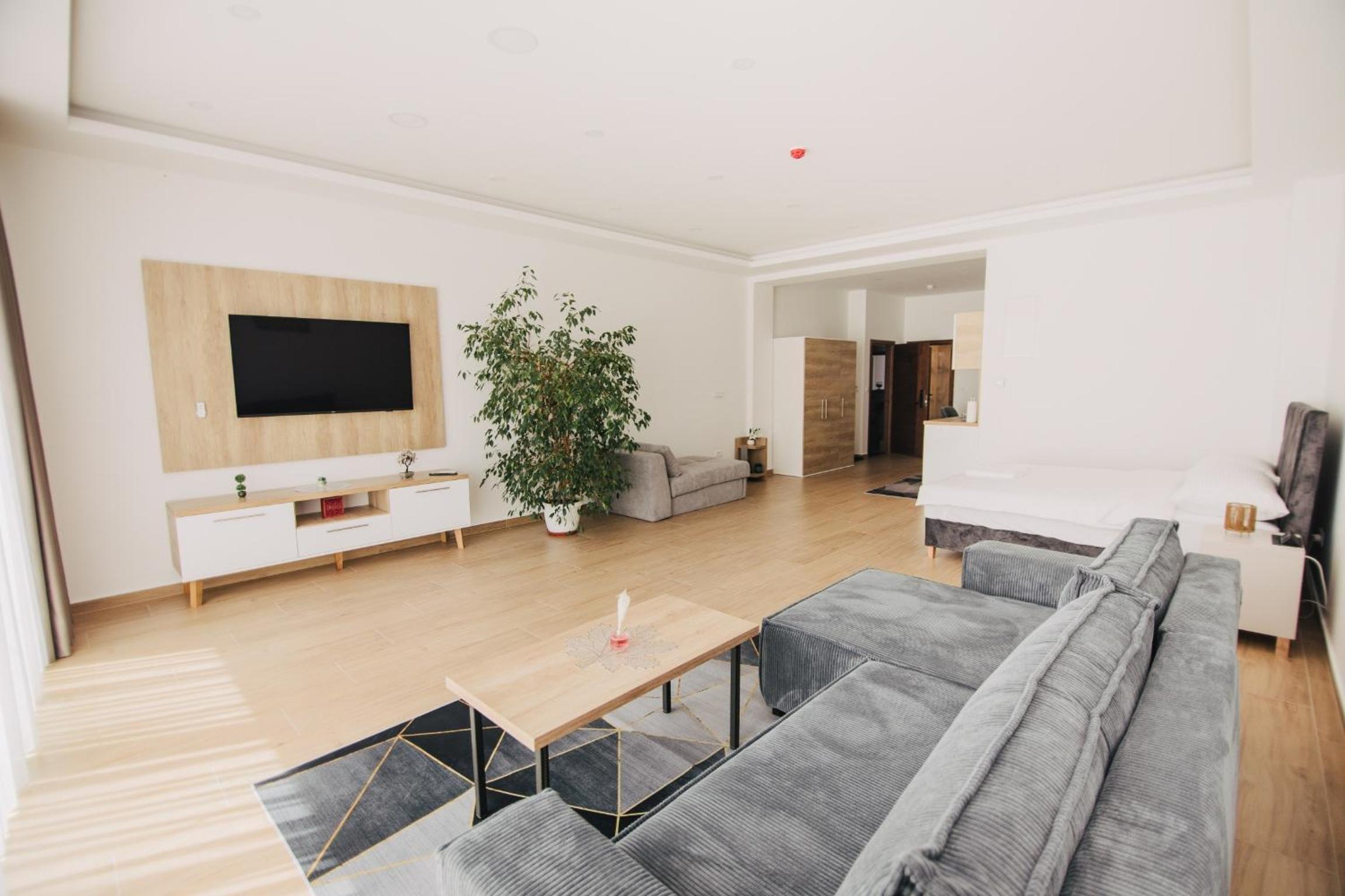 KS Apartments