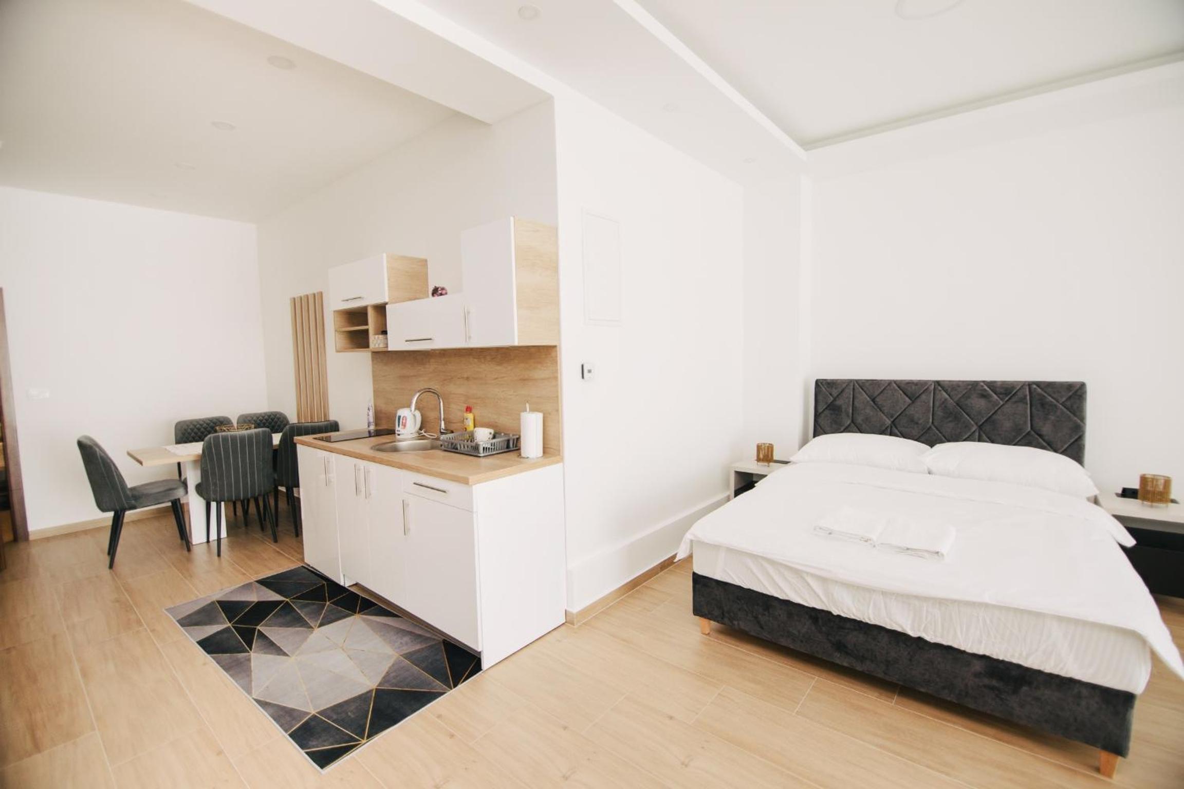 KS Apartments
