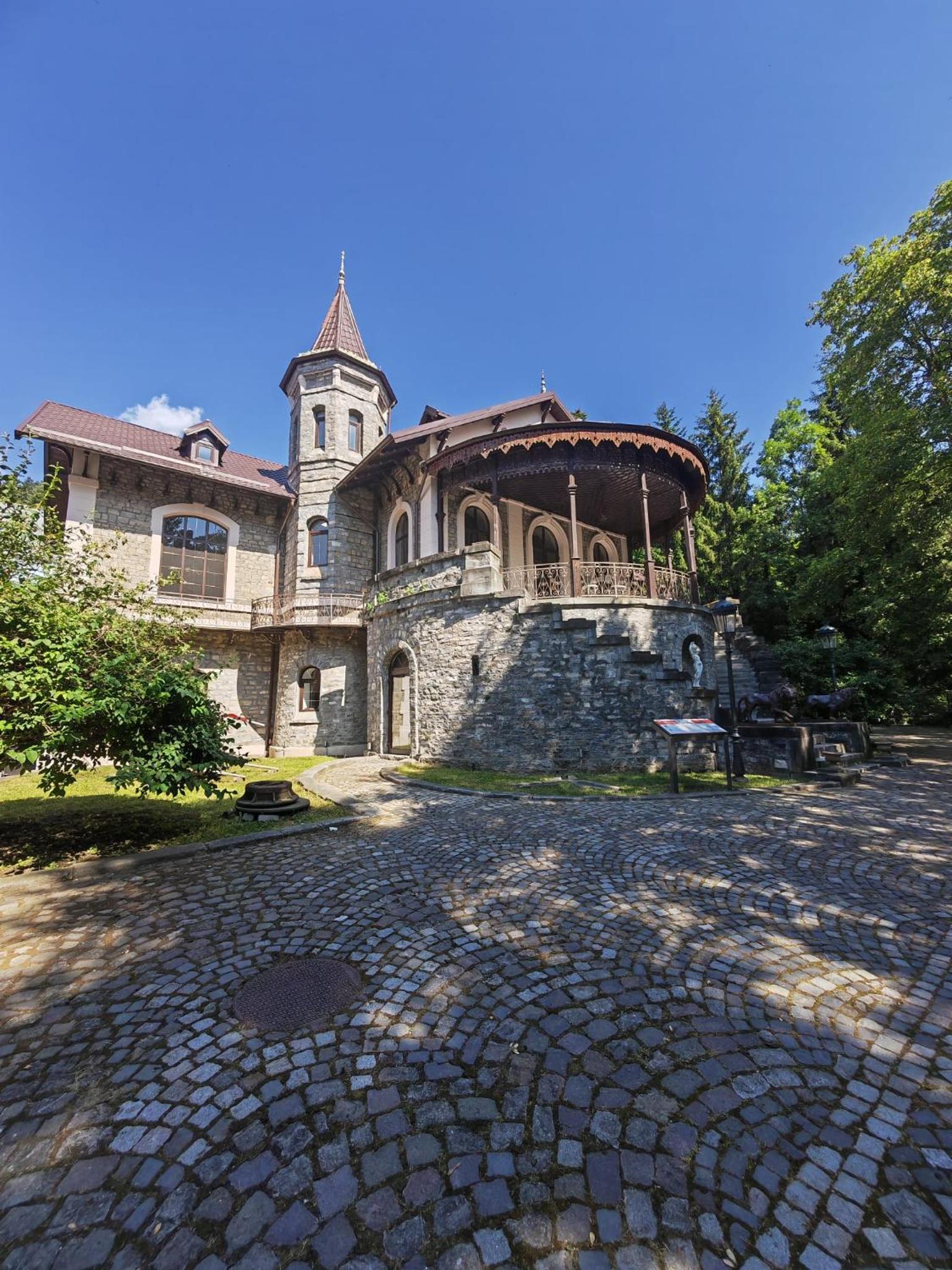 Photo 14