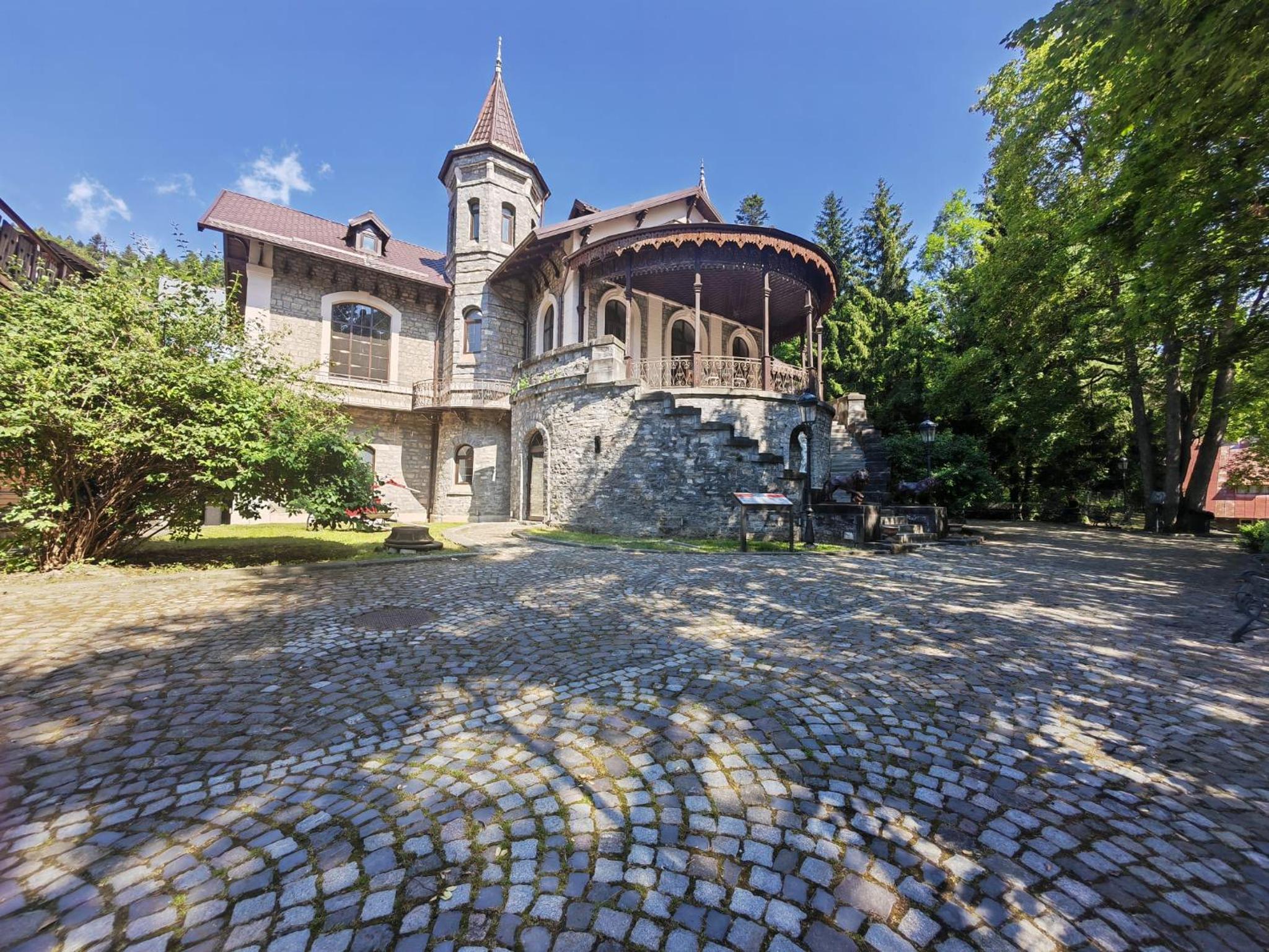 Photo 16