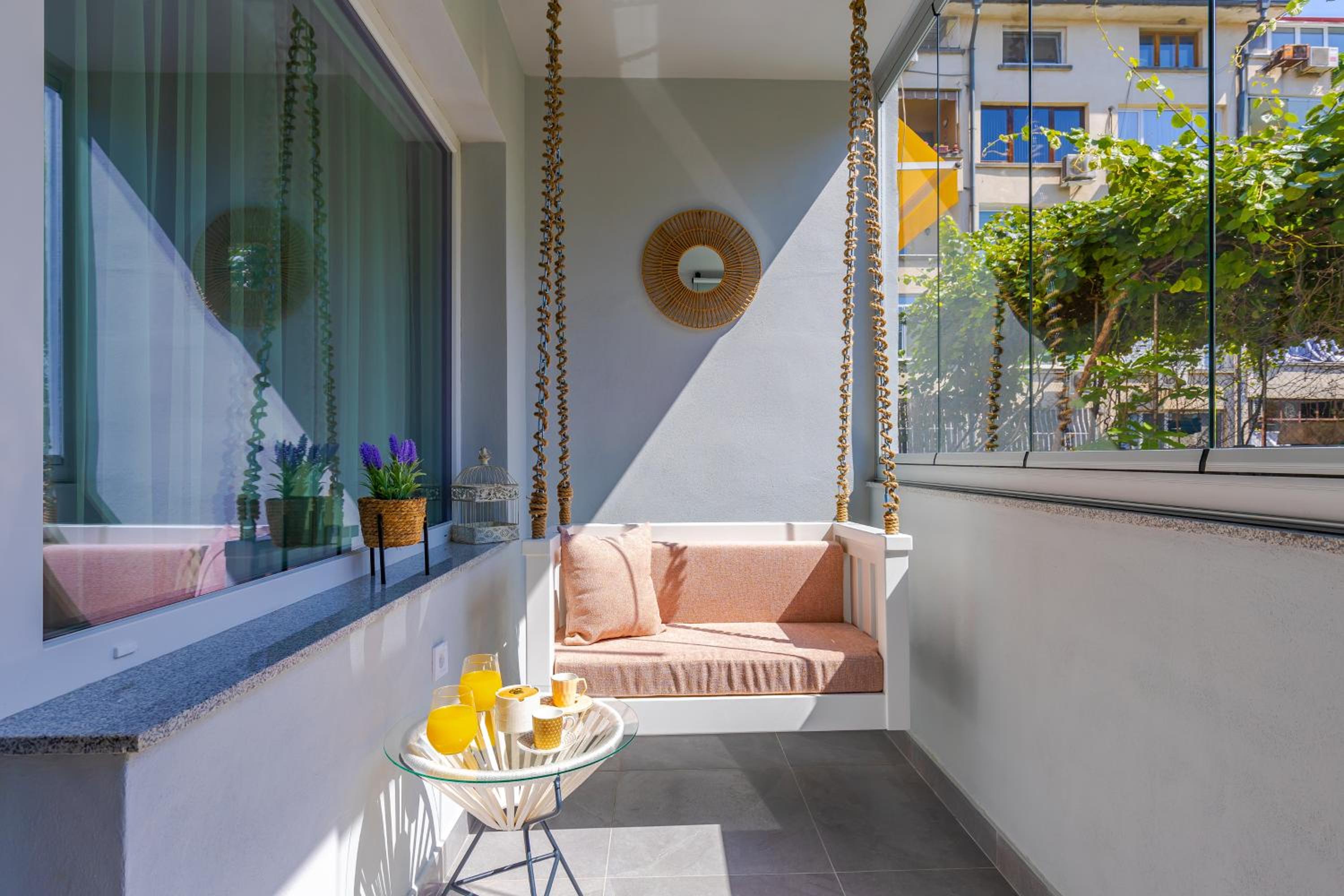 Happy People Plovdiv 1-BD Apartment - White by Flat Mаnager