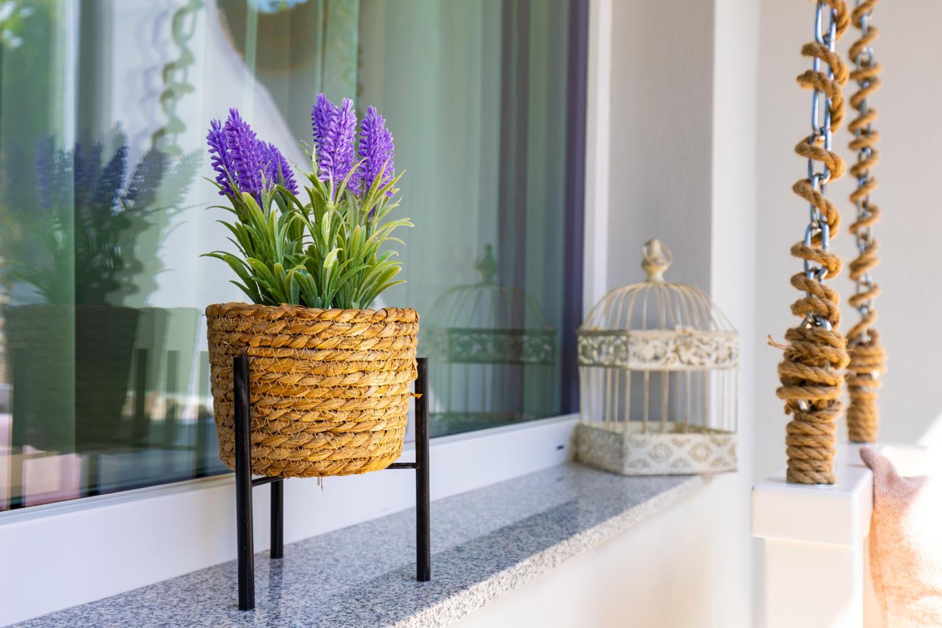 Happy People Plovdiv 1-BD Apartment - White by Flat Mаnager