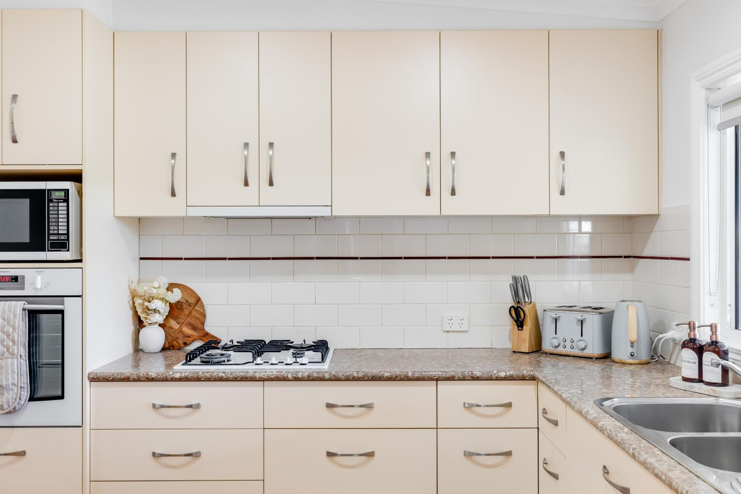 A Charming, Central & Family Friendly Cottage