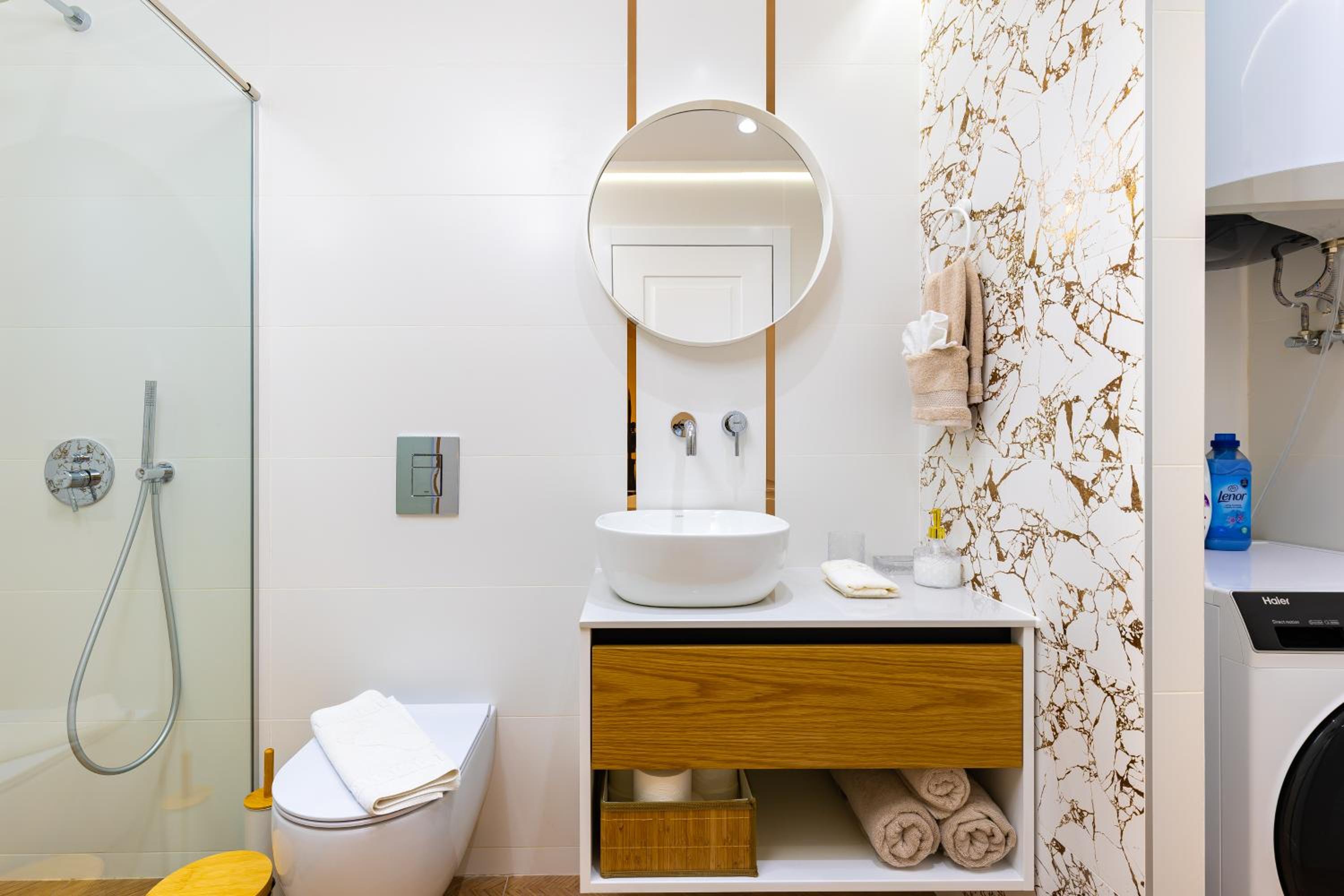 Happy People Plovdiv 1-BD Apartment - White by Flat Mаnager