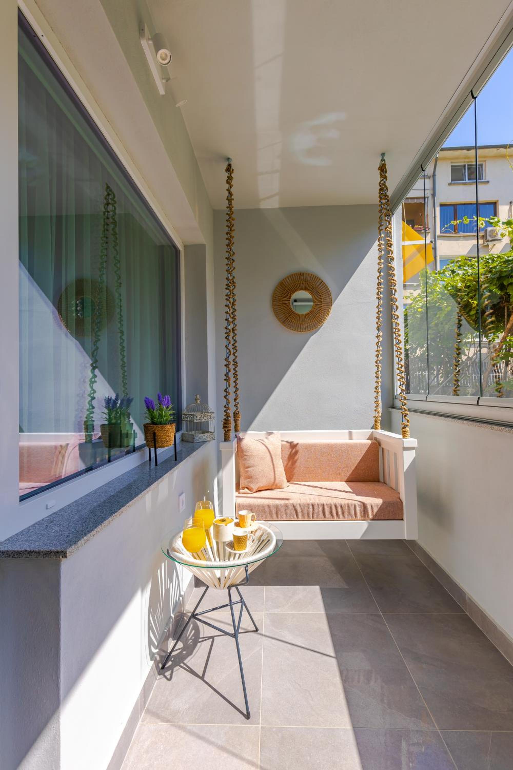 Happy People Plovdiv 1-BD Apartment - White by Flat Mаnager
