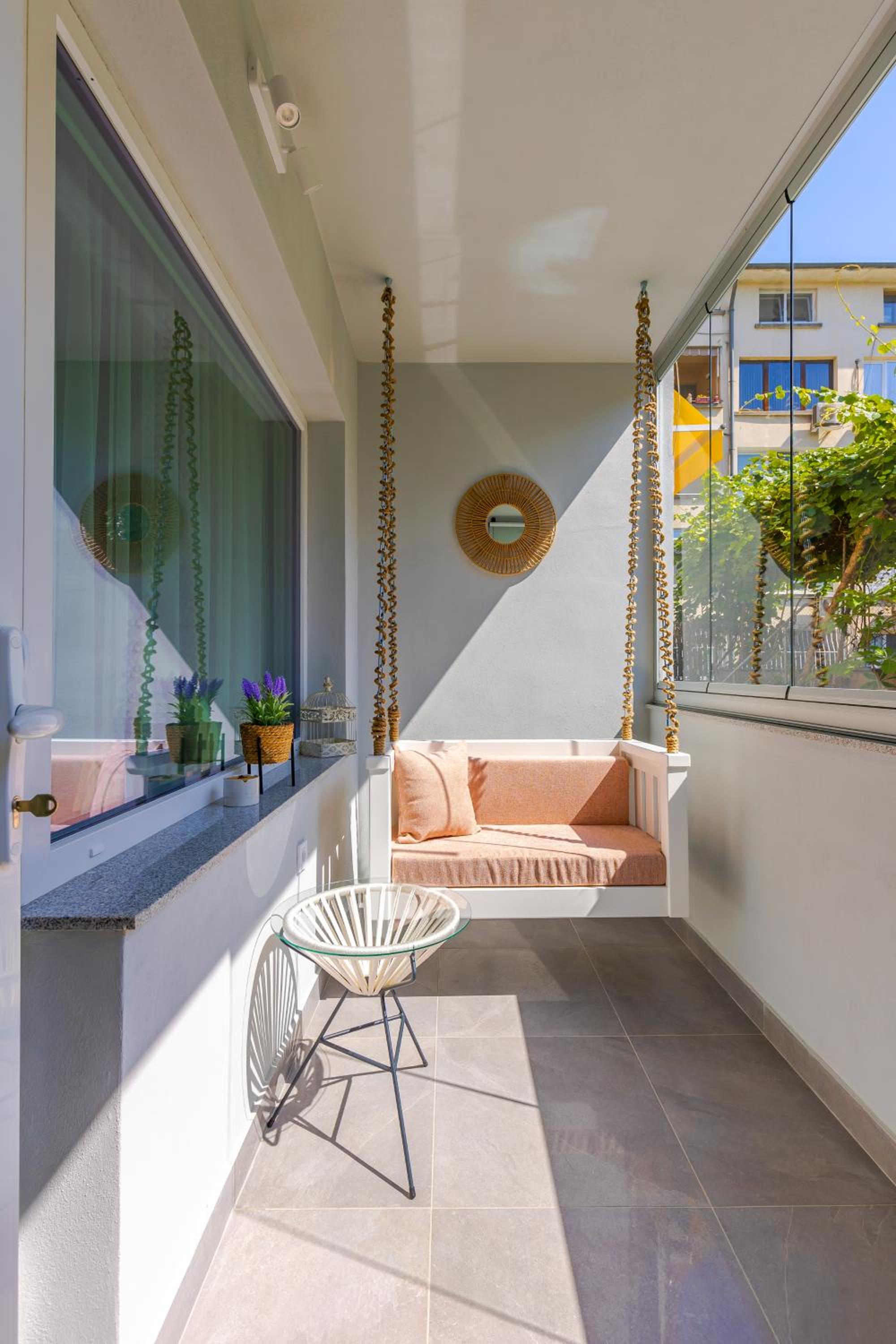 Happy People Plovdiv 1-BD Apartment - White by Flat Mаnager