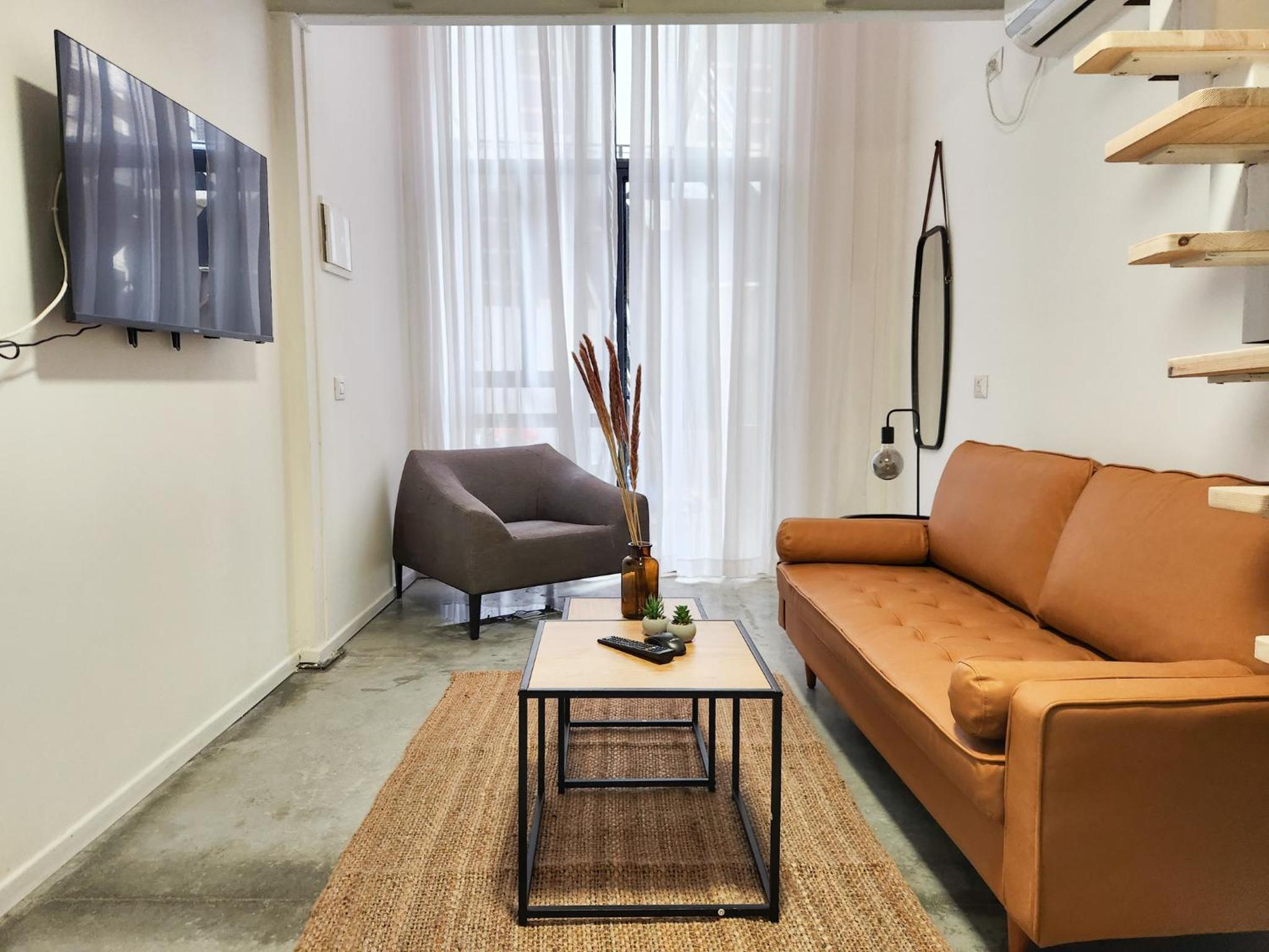 Florentine and Jaffa Loft view 3