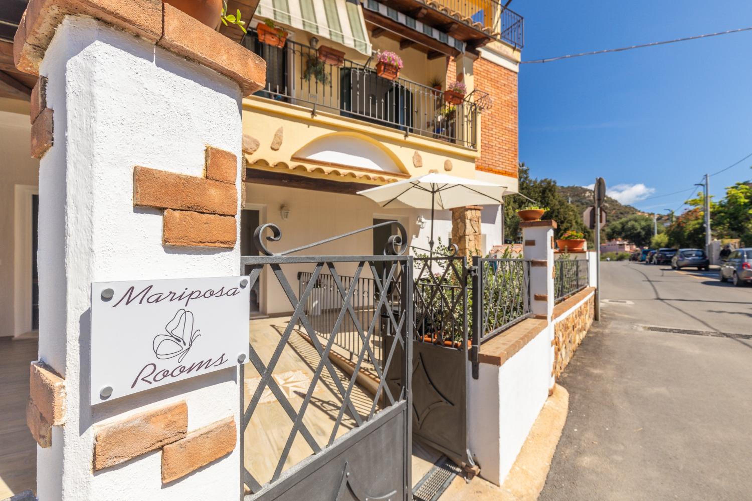 Mariposa Rooms