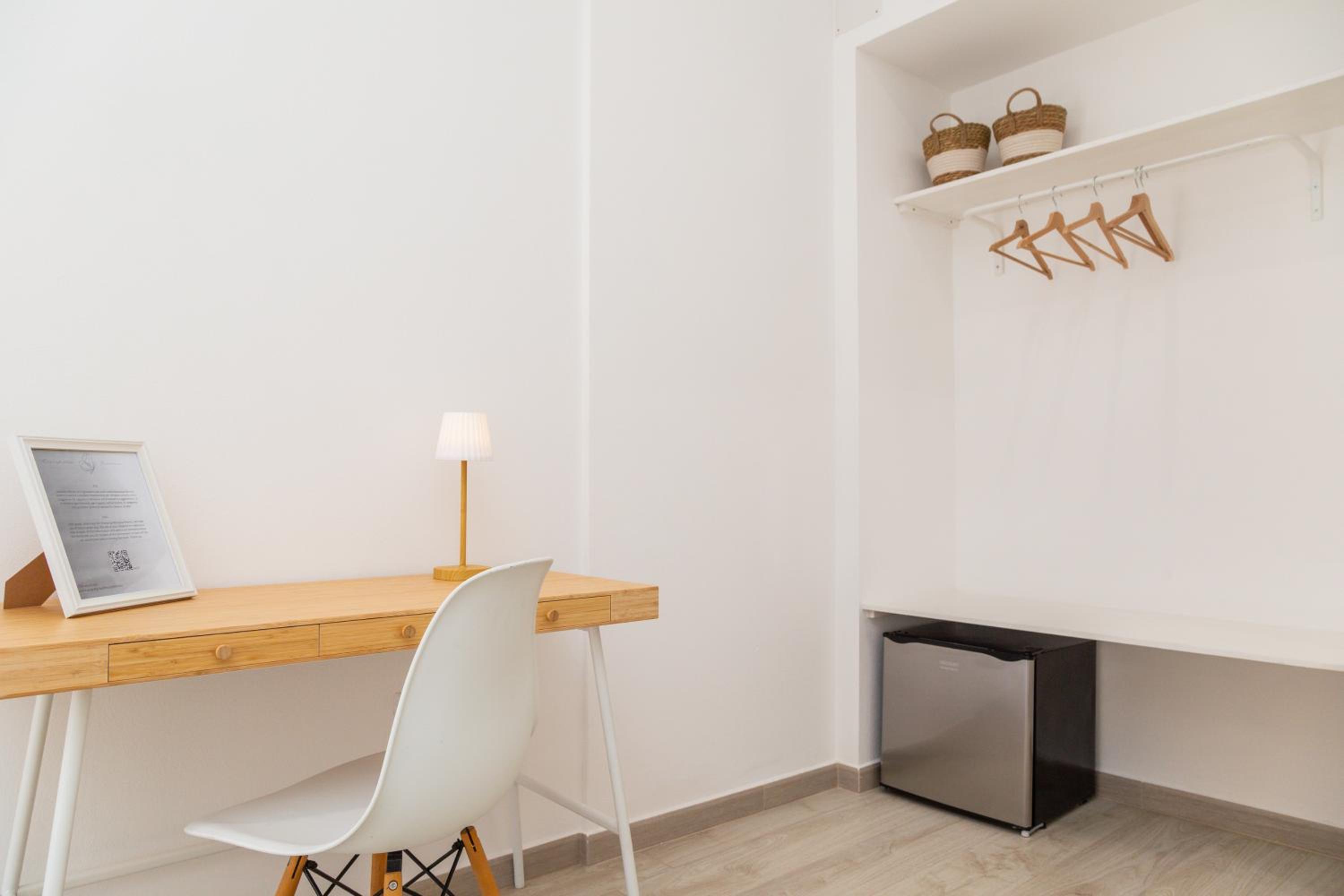 Mariposa Rooms