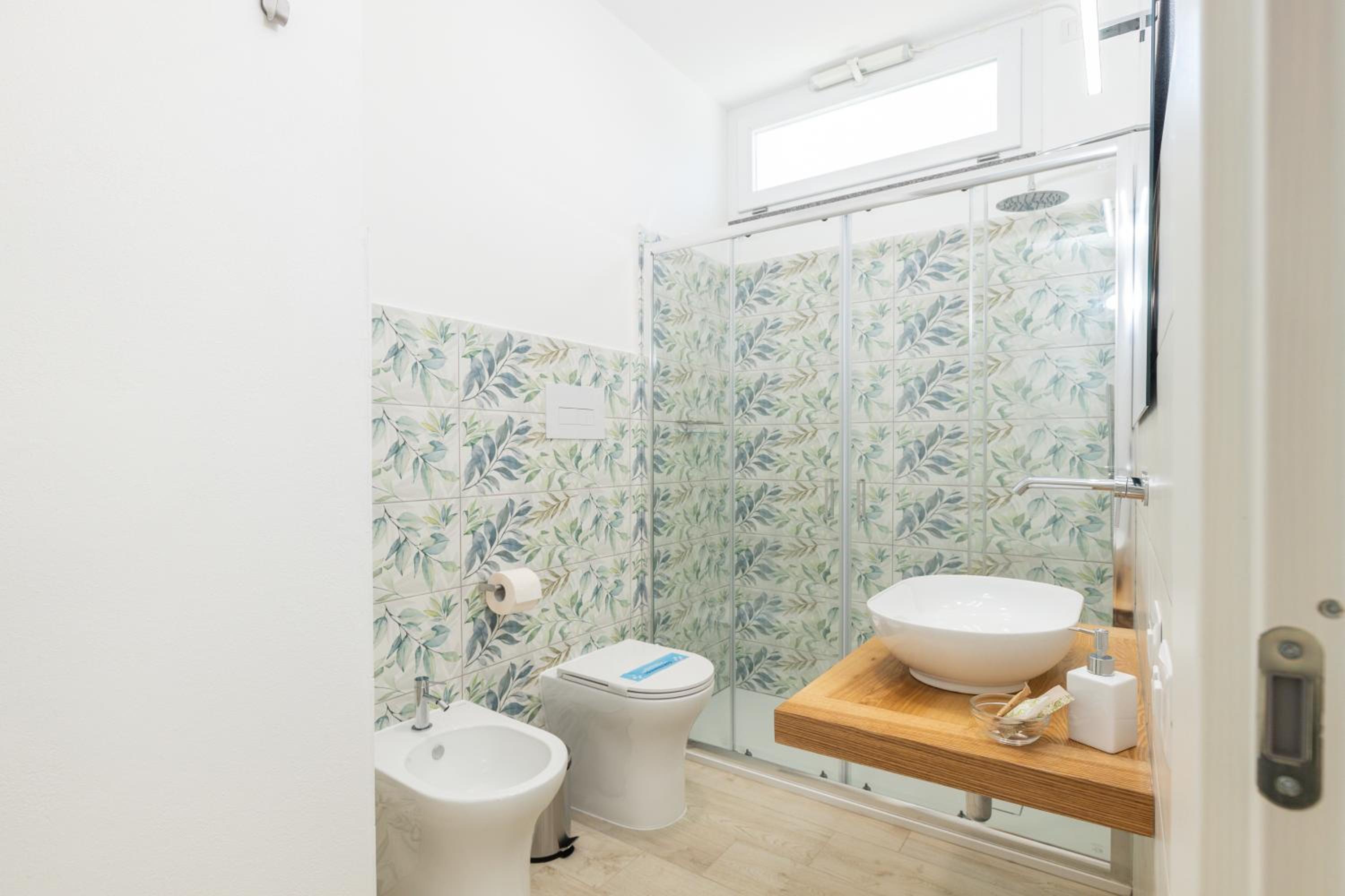 Mariposa Rooms