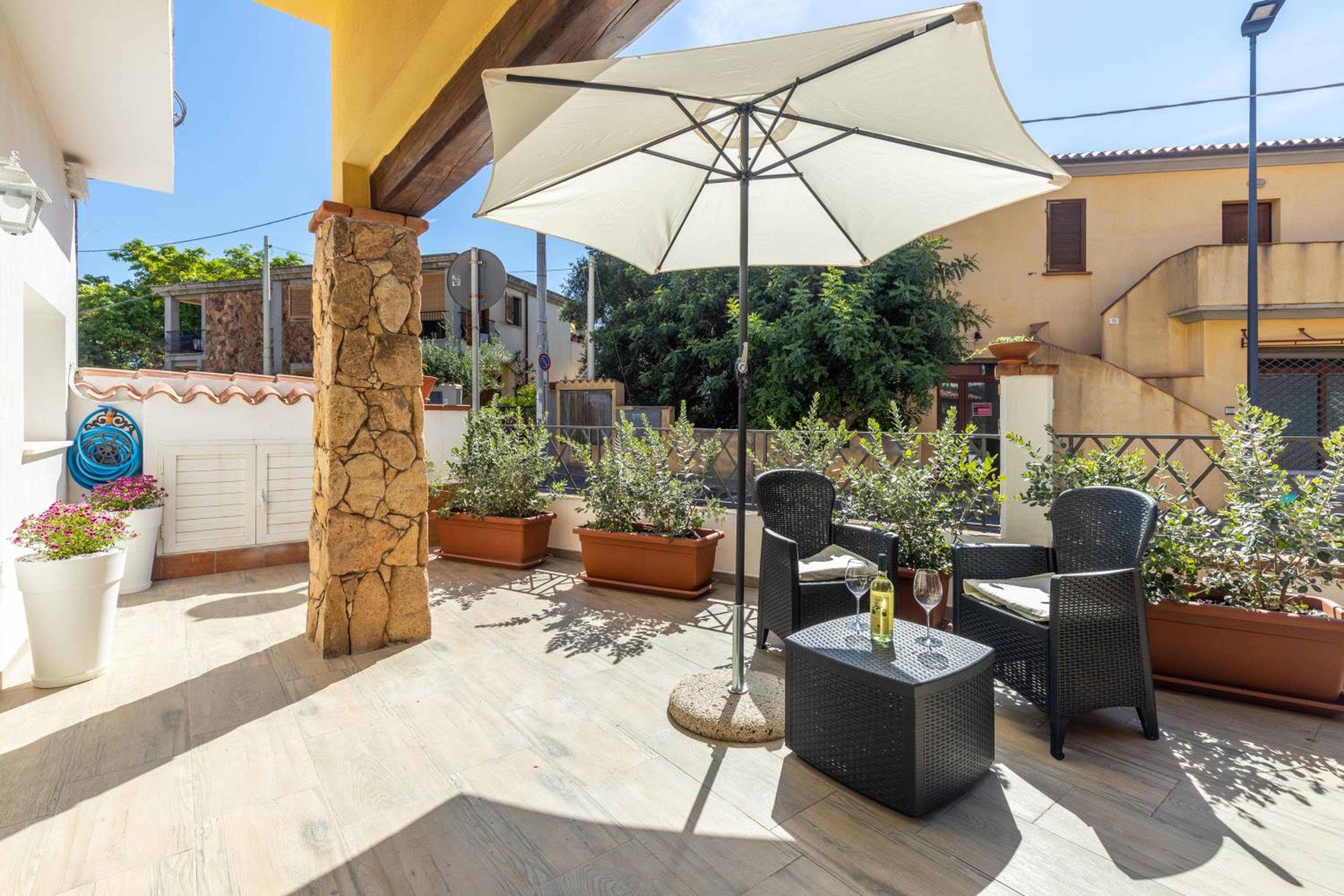 Mariposa Rooms