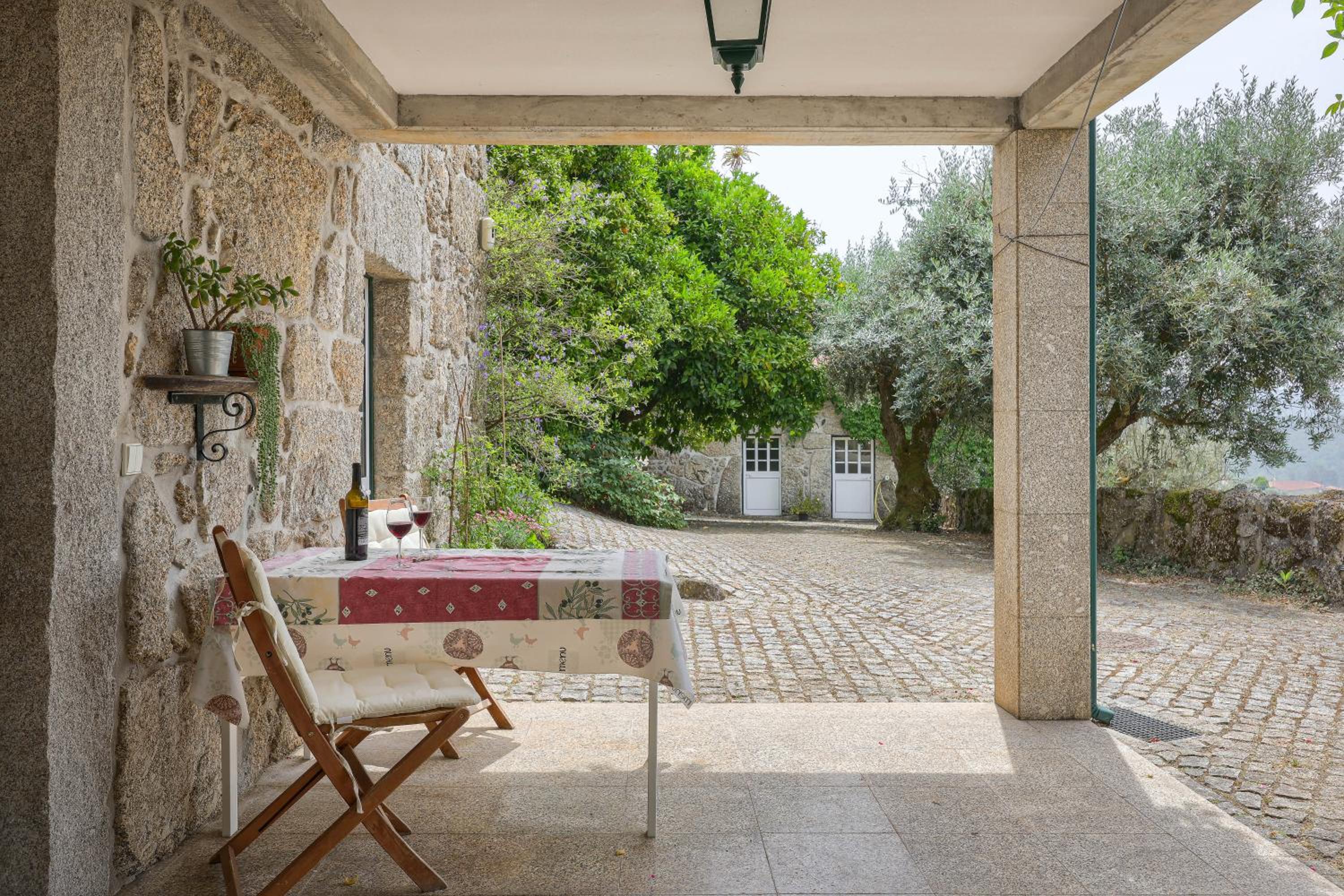 Cosy apartment at Portuguese Quinta view 4