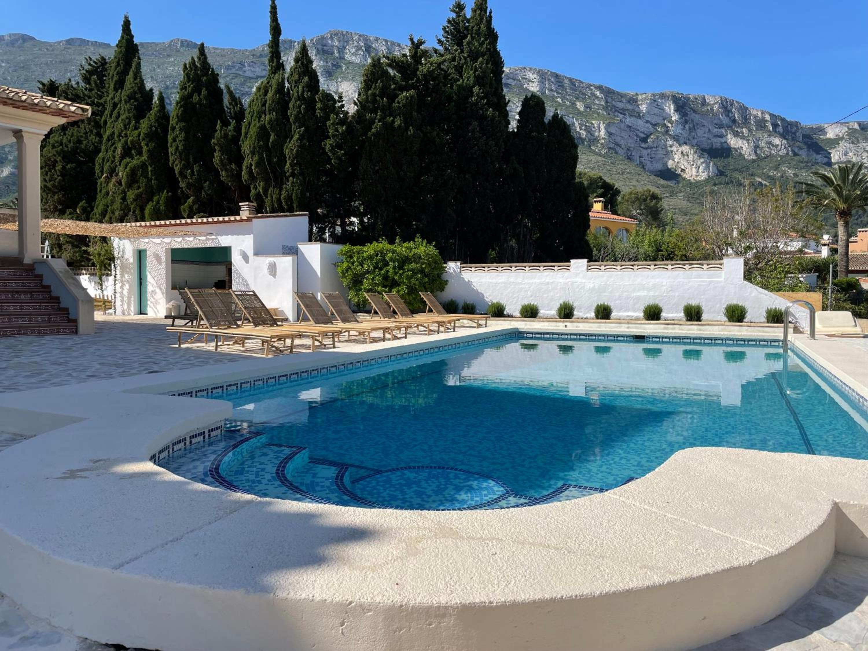 Hotel Fenomenale villa met groot privé zwembad Casa Merle - Image 1