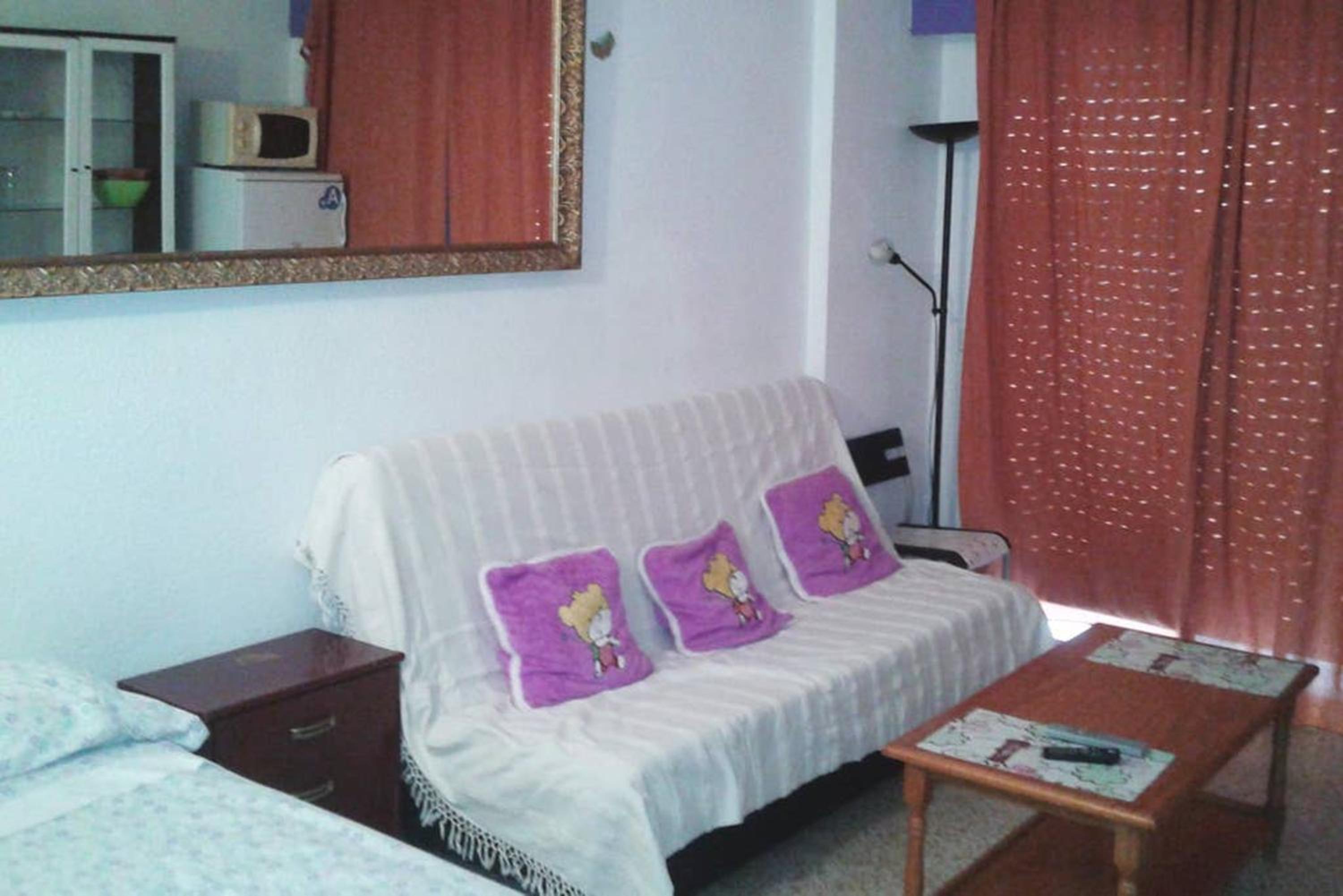 Welcoming Studio in Torremolinos - 42 m², City Centre Proximity view 5