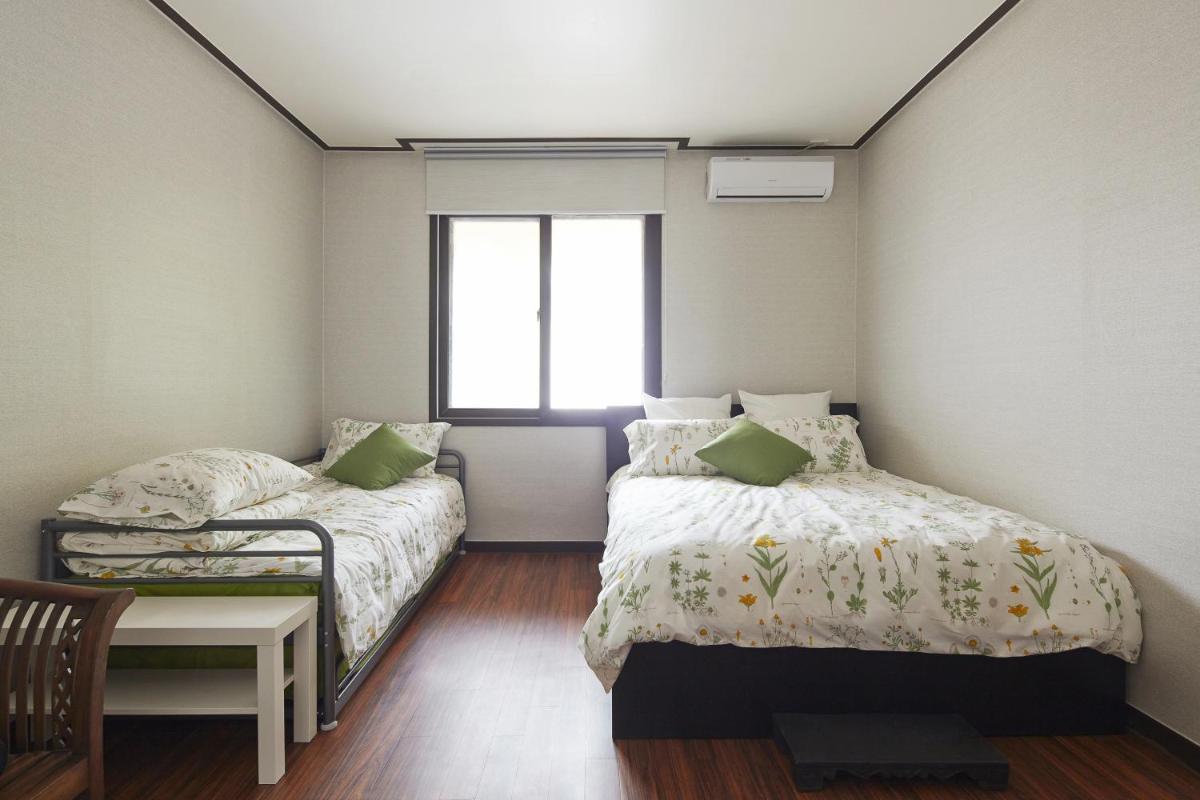 Jiwoljang Guesthouse