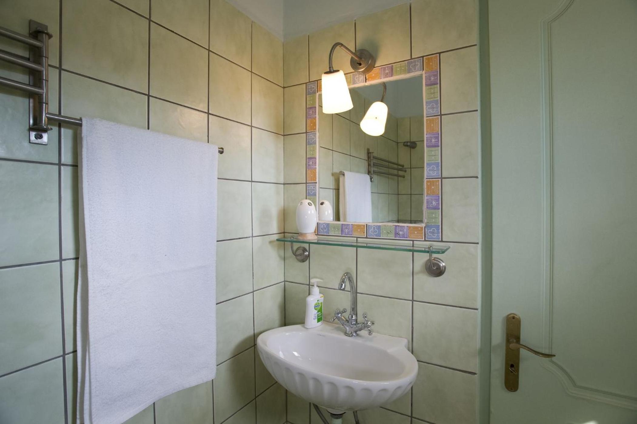 Benos Tower - Property Image 8