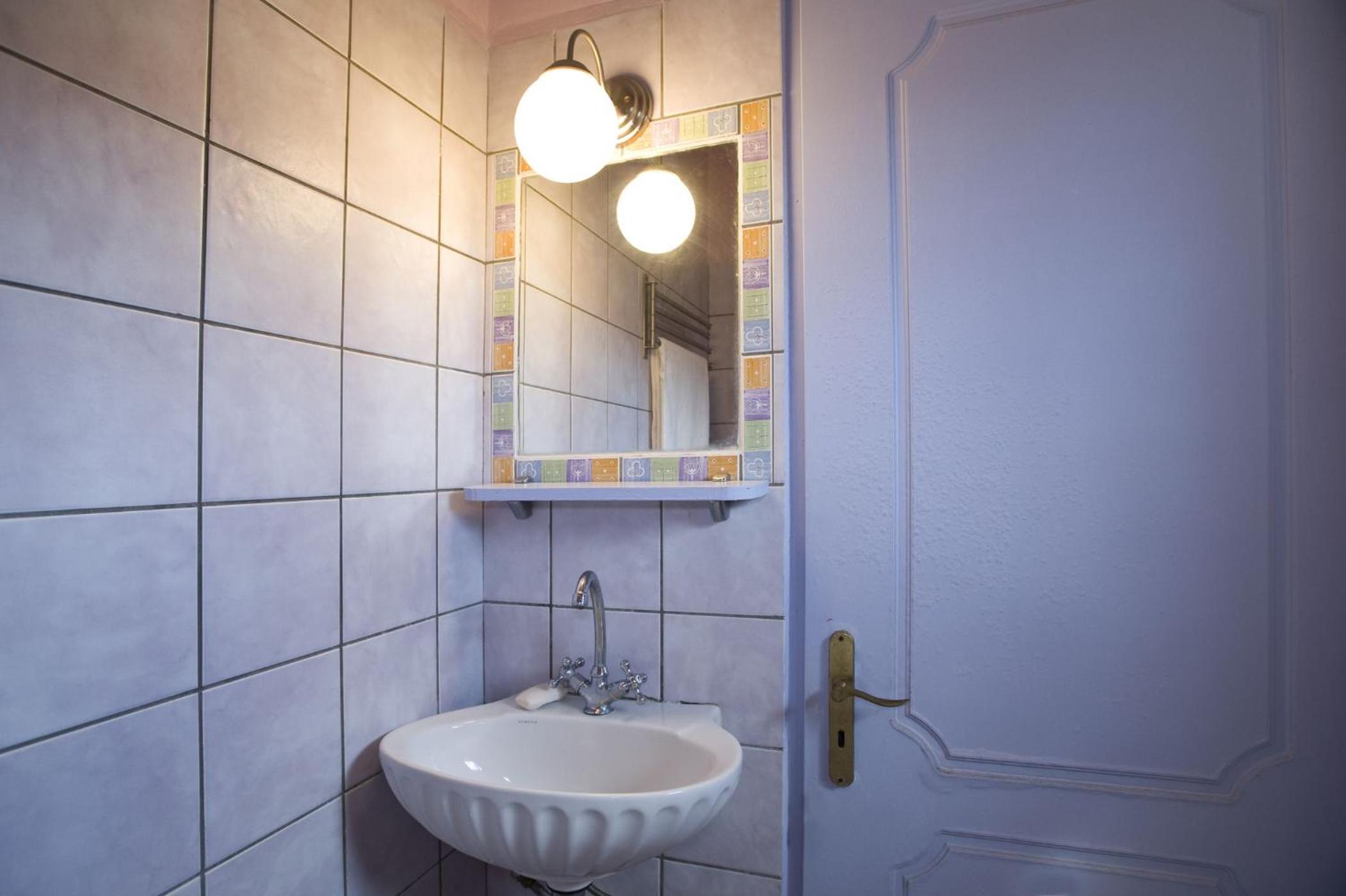 Benos Tower - Property Image 12