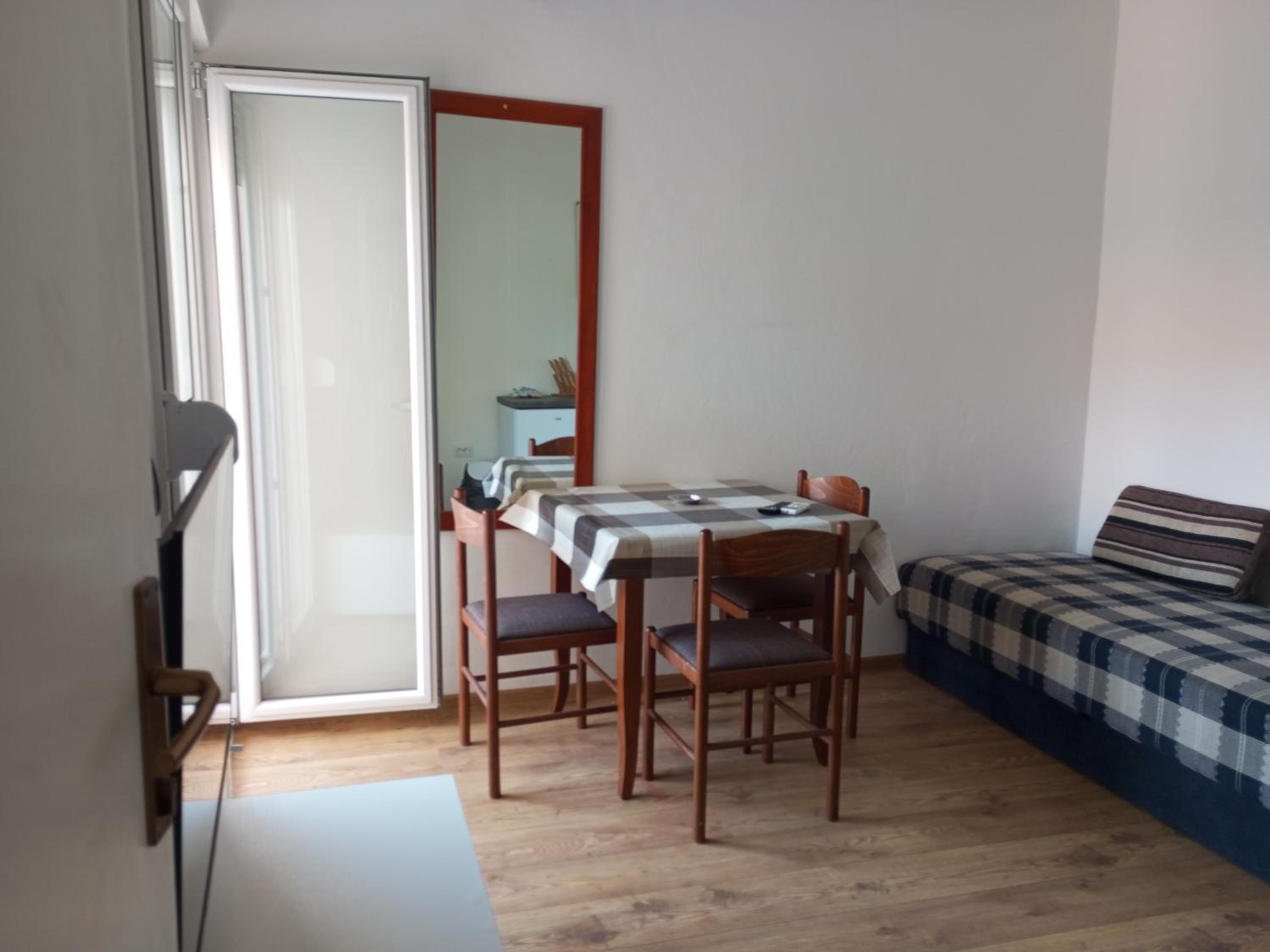 Apartmani Bane2 view 4