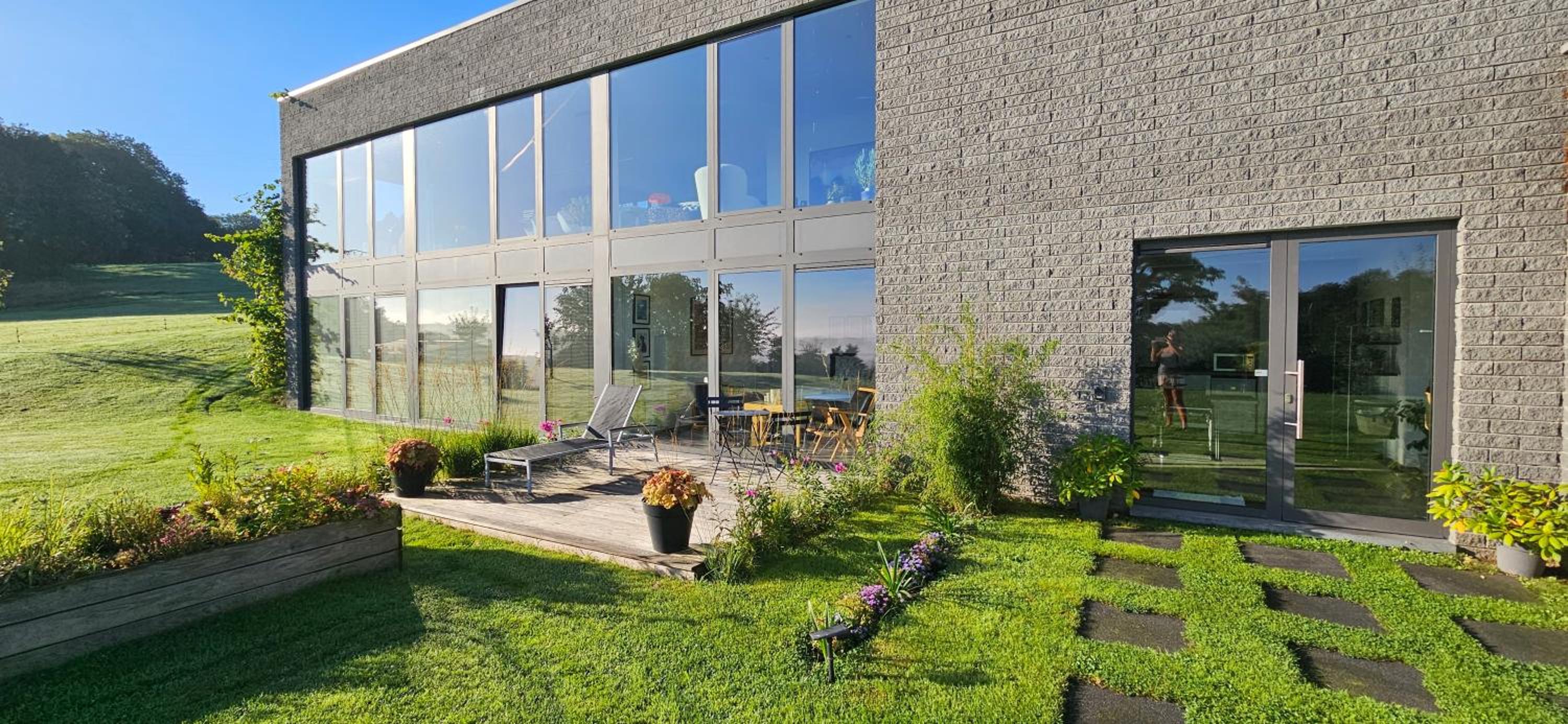 Les Croisettes 88, design loft XXL with amazing vue for peaceful stay view 2