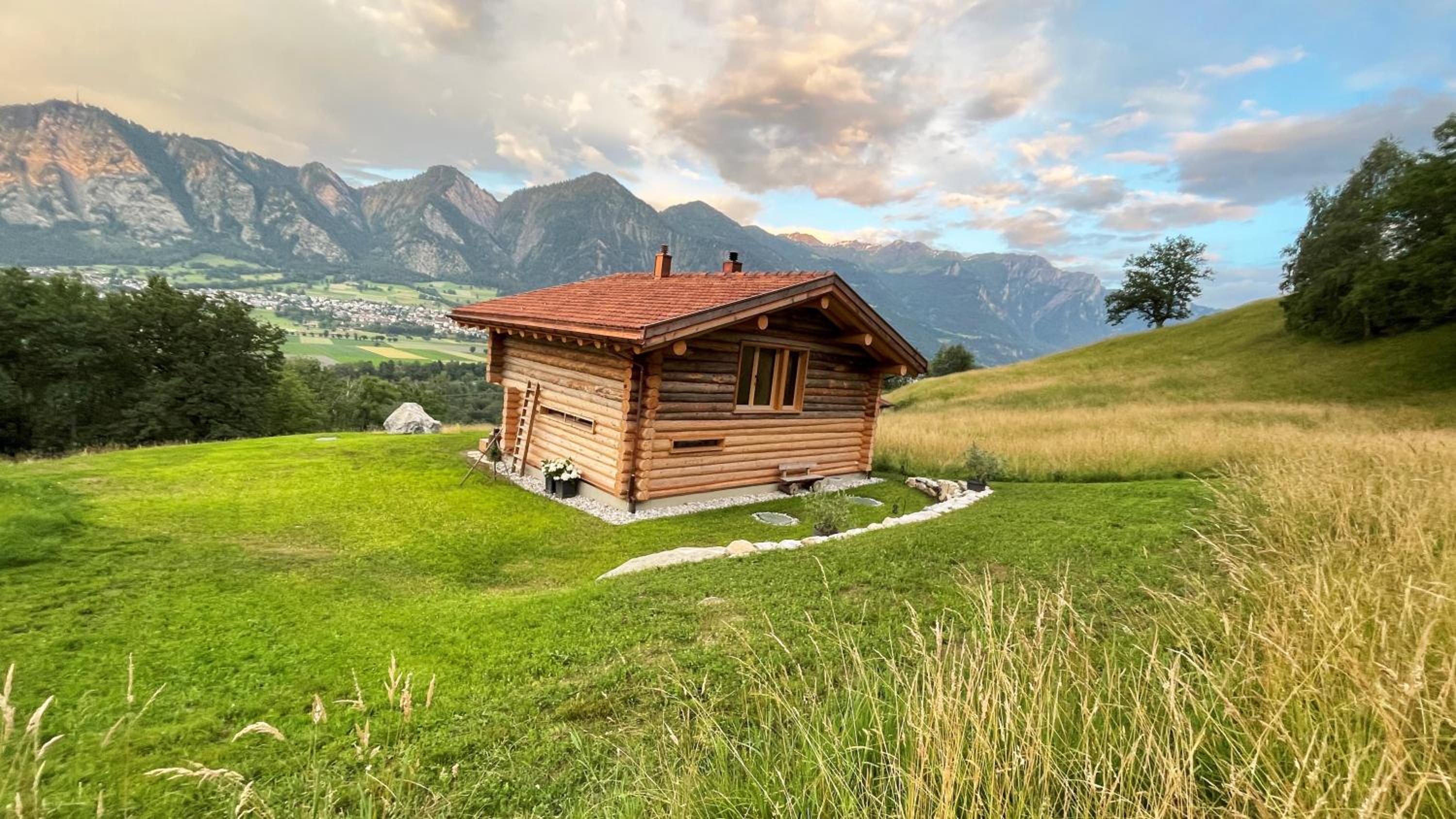 Maiensäss, Berghütte Chlara - autark, voll ausgestattet, Ressourcen begrenzt