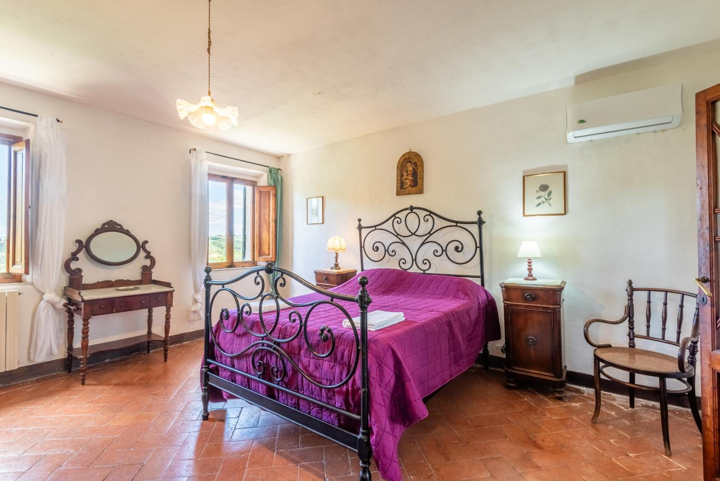 Brown apartment Siena