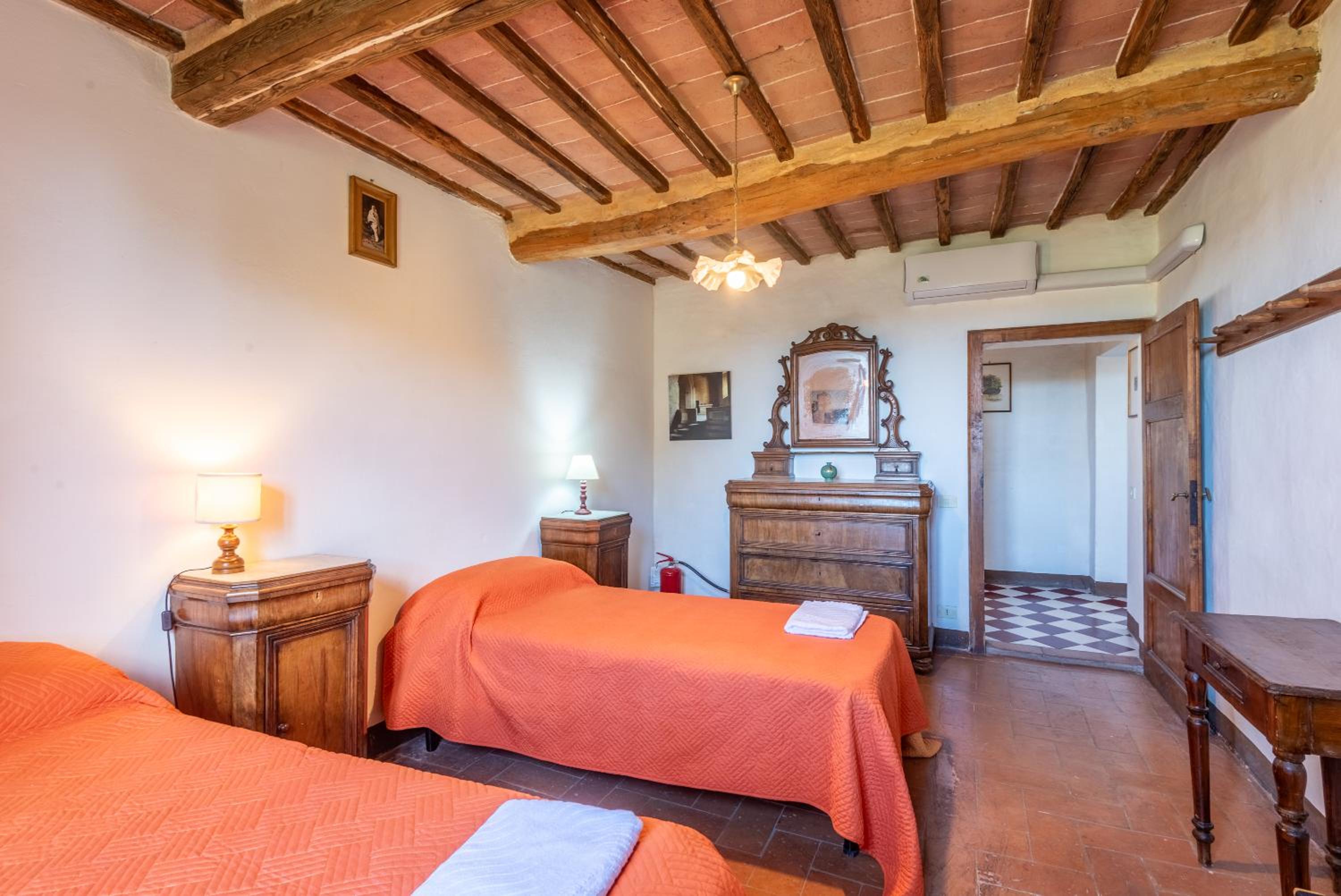 Brown apartment Siena