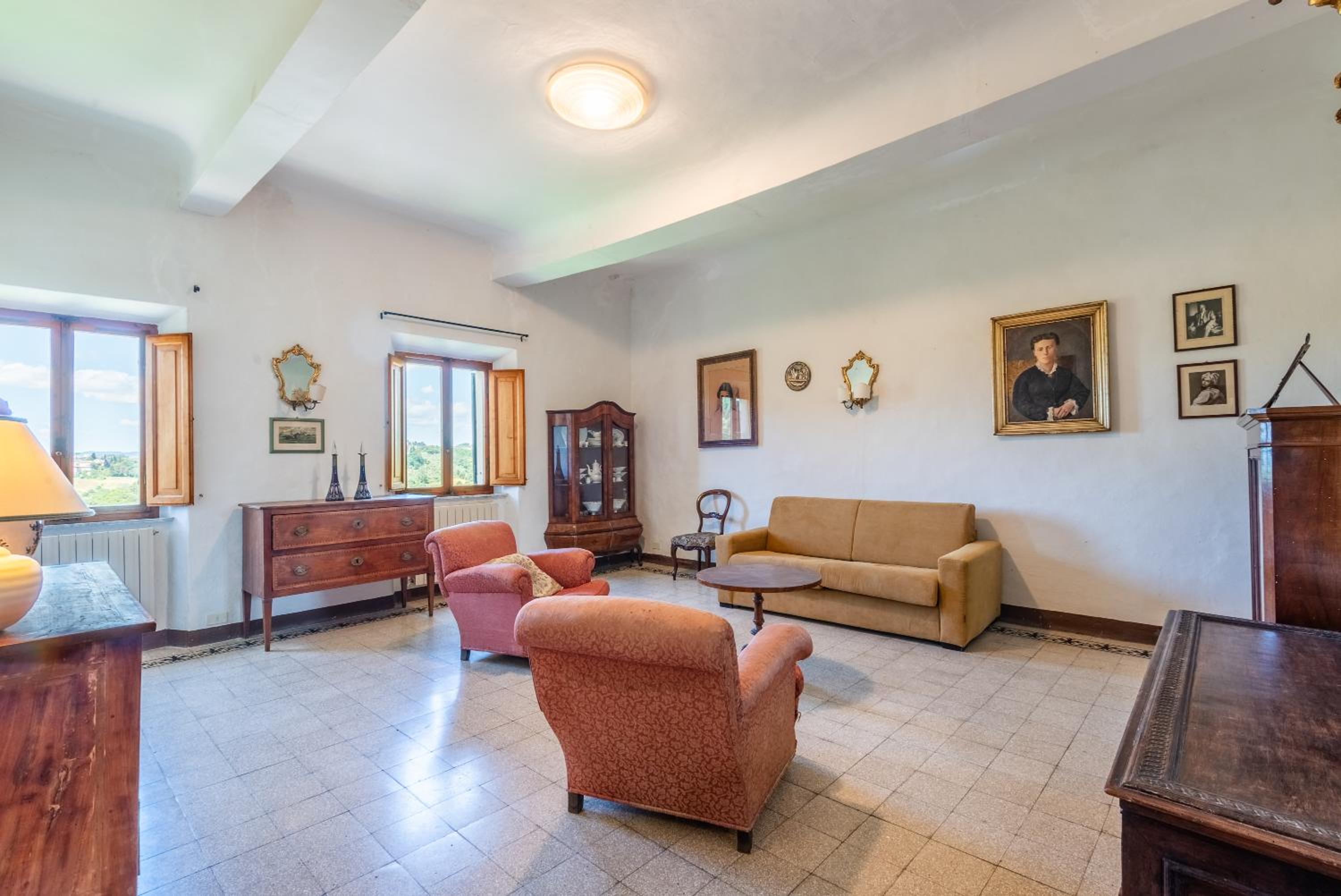Brown apartment Siena