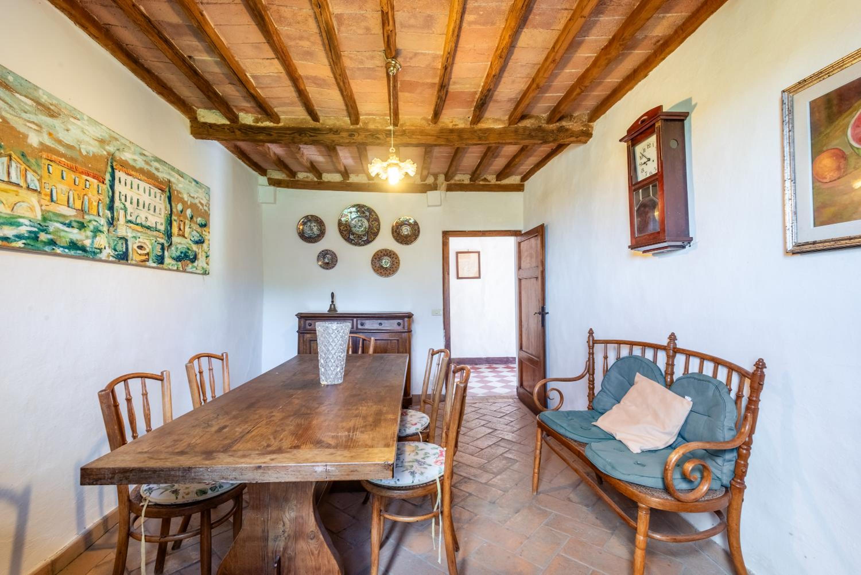 Brown apartment Siena