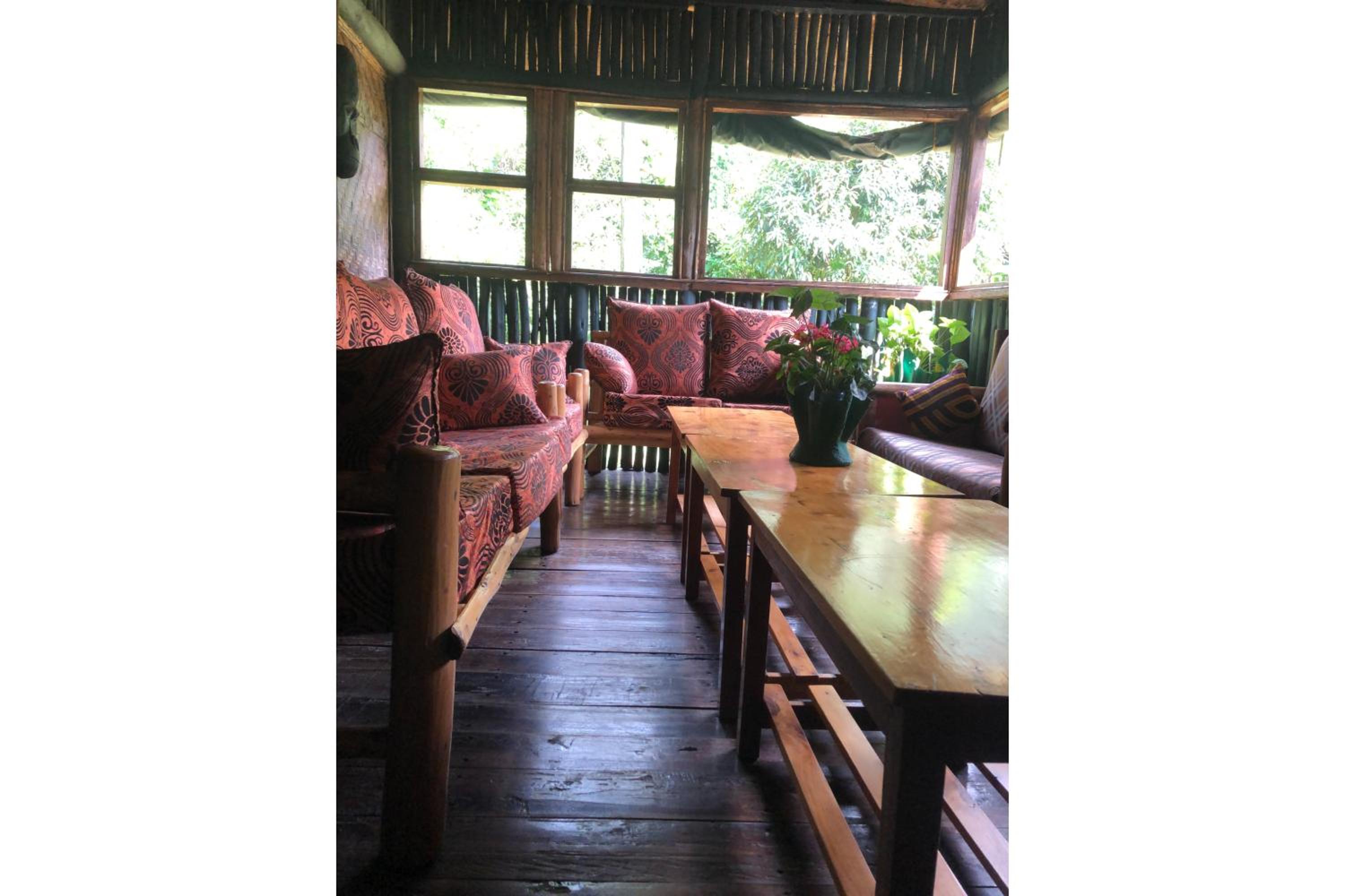 Ruhondeza Lodge